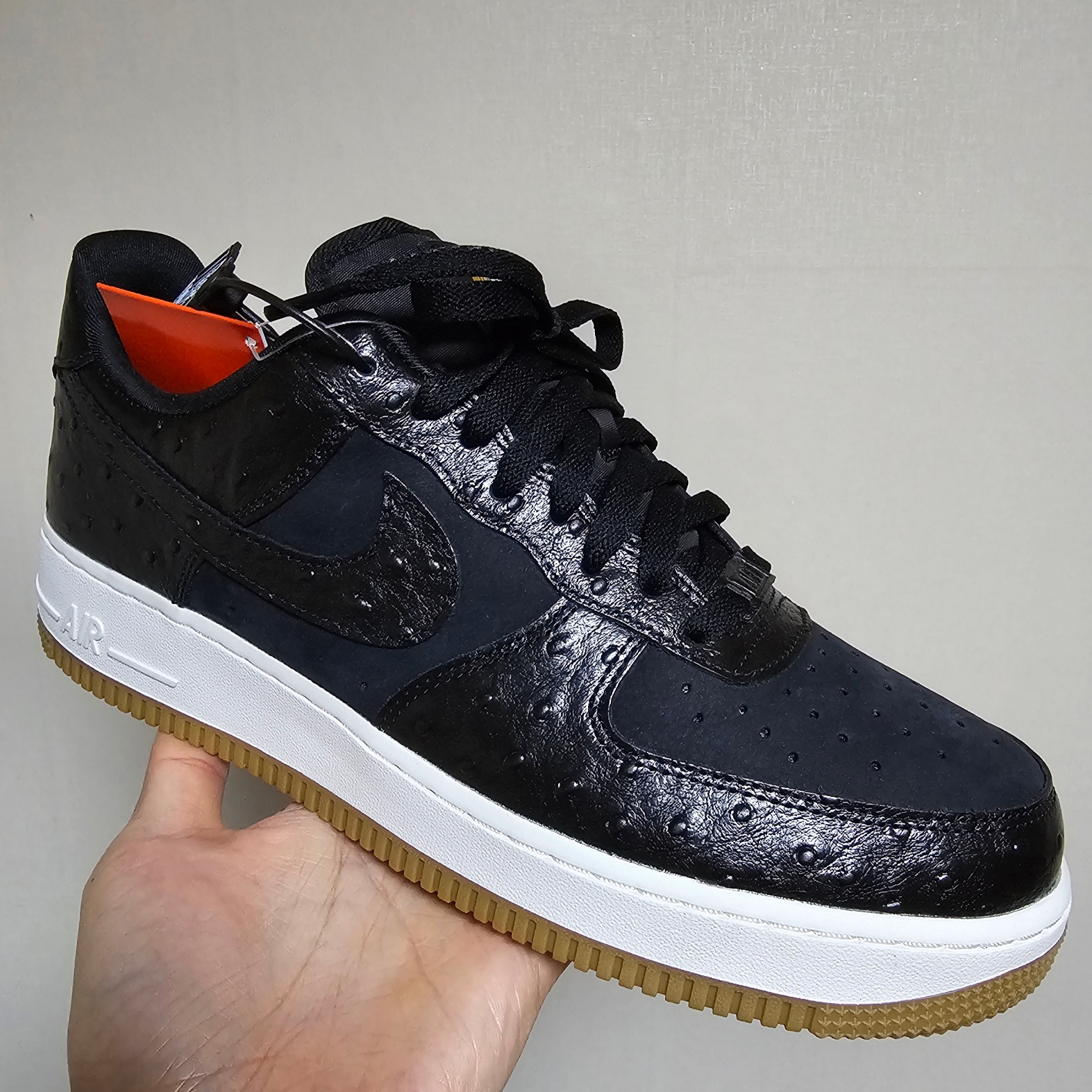 (W) Nike Air Force 1 '07 LX Black 착용 스타일 - 1