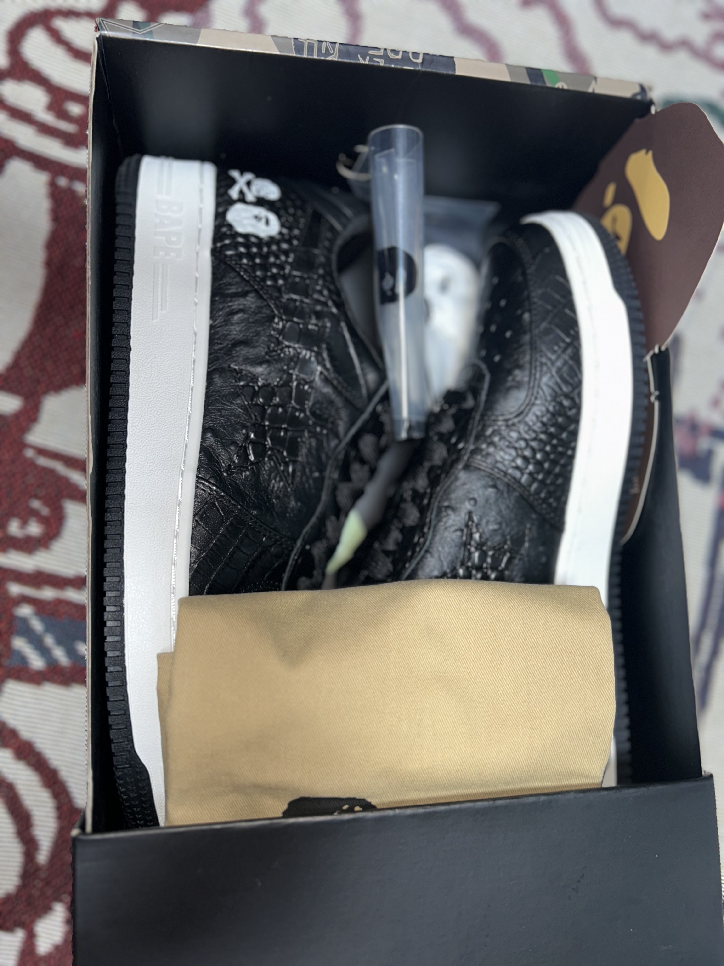 BAPE x Neighborhood Bape Sta Low Black 착용 스타일 - 8