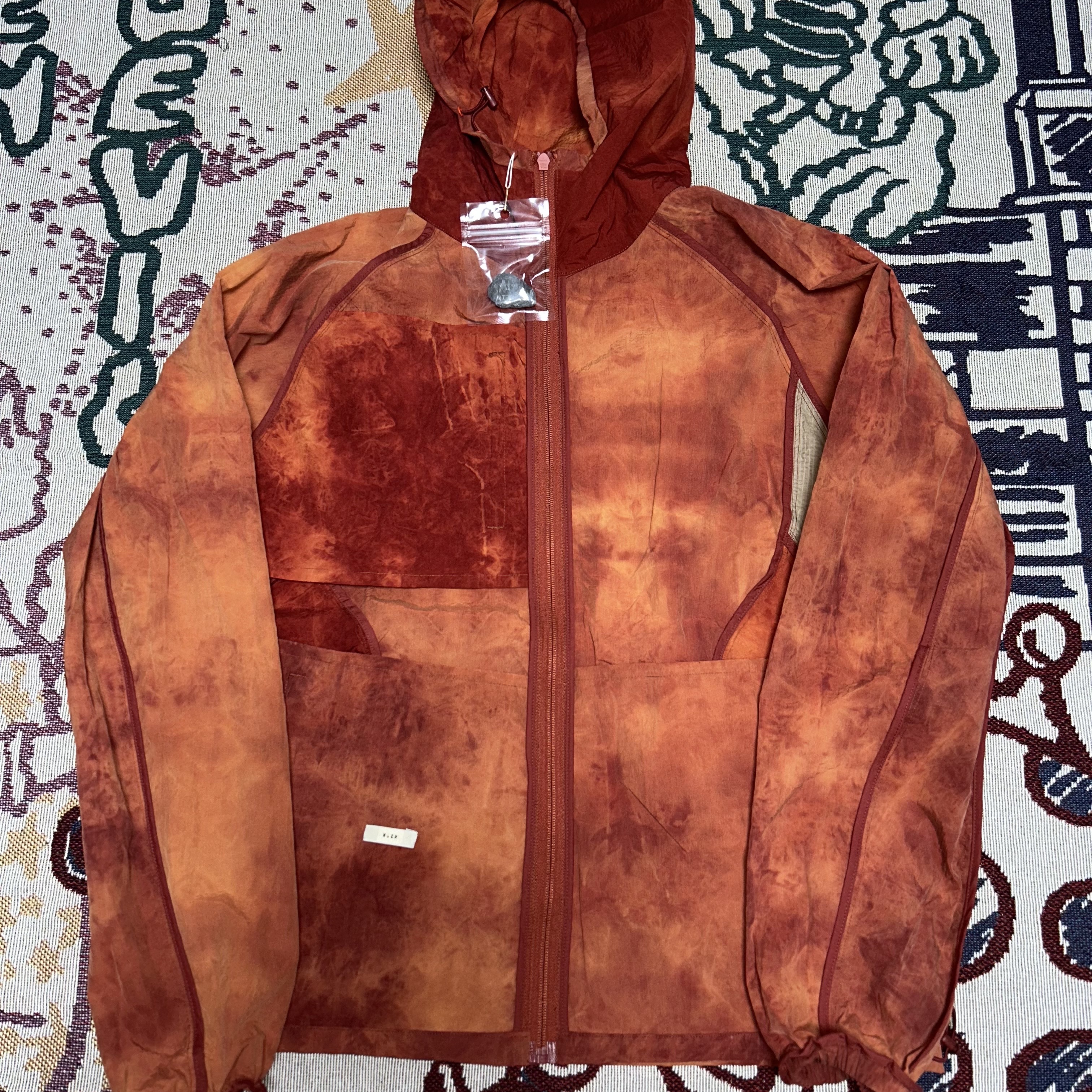 Xlim Xldia 01 Windbreaker Dark Orange 착용 스타일 - 7