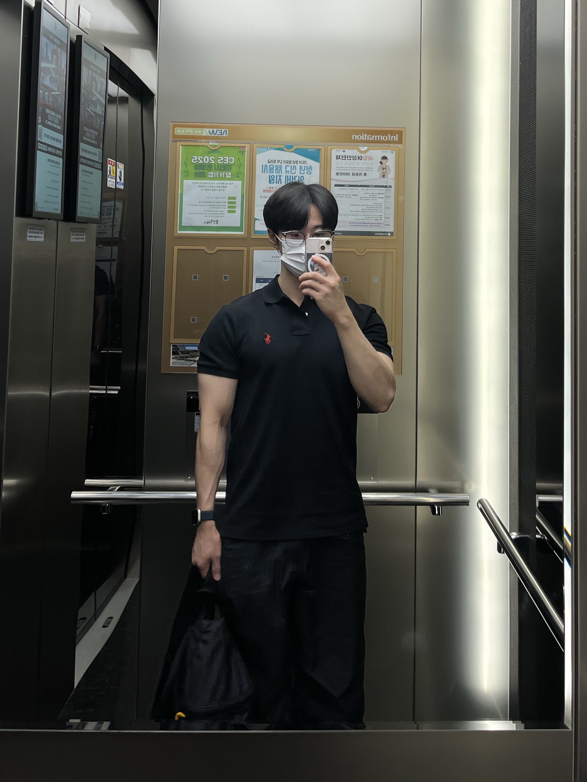 Polo Ralph Lauren Custom Slim Fit Mesh Polo Shirt Black, Arc'teryx Heliad 15 Backpack Black 착용 스타일