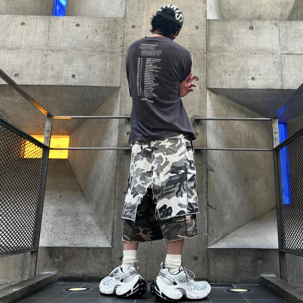 Project G/R x MFM333. Layered Skirt Camo Cargo Shorts Multi Camo 착용 스타일