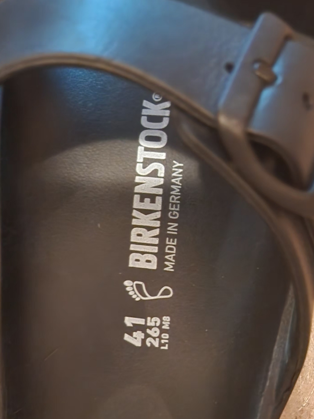 Birkenstock Arizona Essentials Eva Black - Regular 착용 스타일