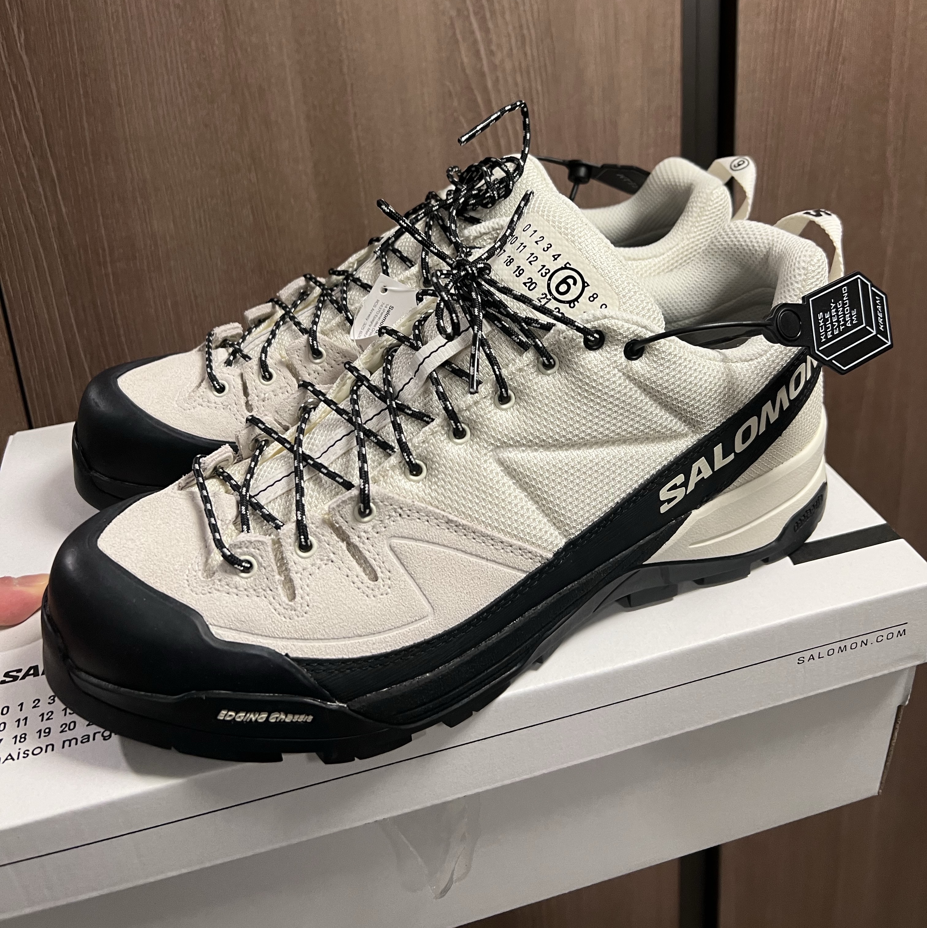 Salomon x MM6 Maison Margiela X-ALP White 착용 스타일