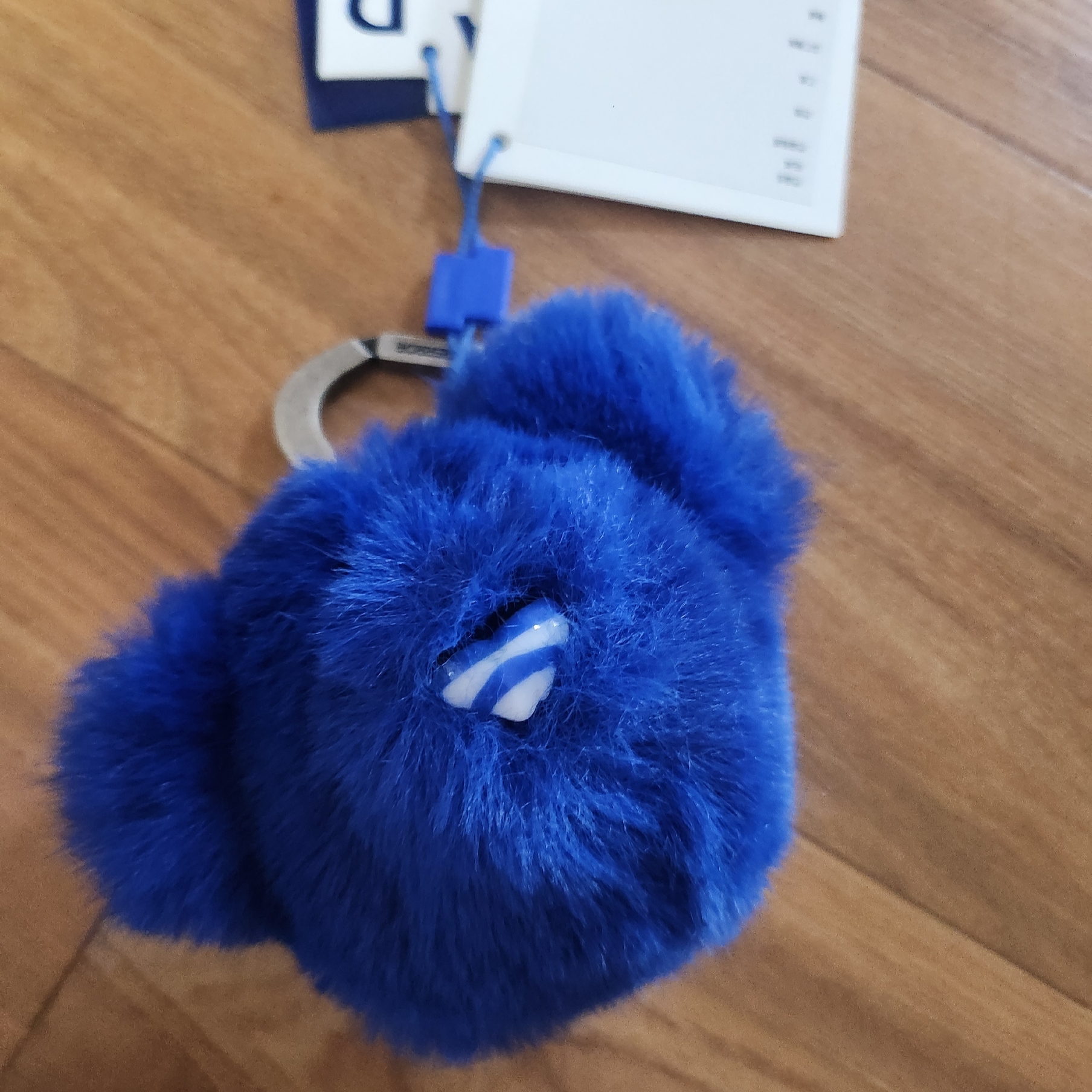 Ader Error Eddy Bear Head Keyring Z-Blue 착용 스타일 - 1