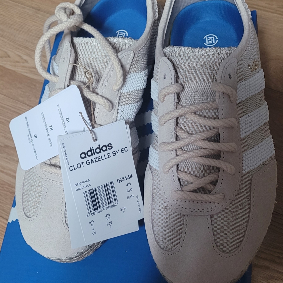Adidas x Clot Gazelle Halo Ivory Cloud White 착용 스타일 - 1