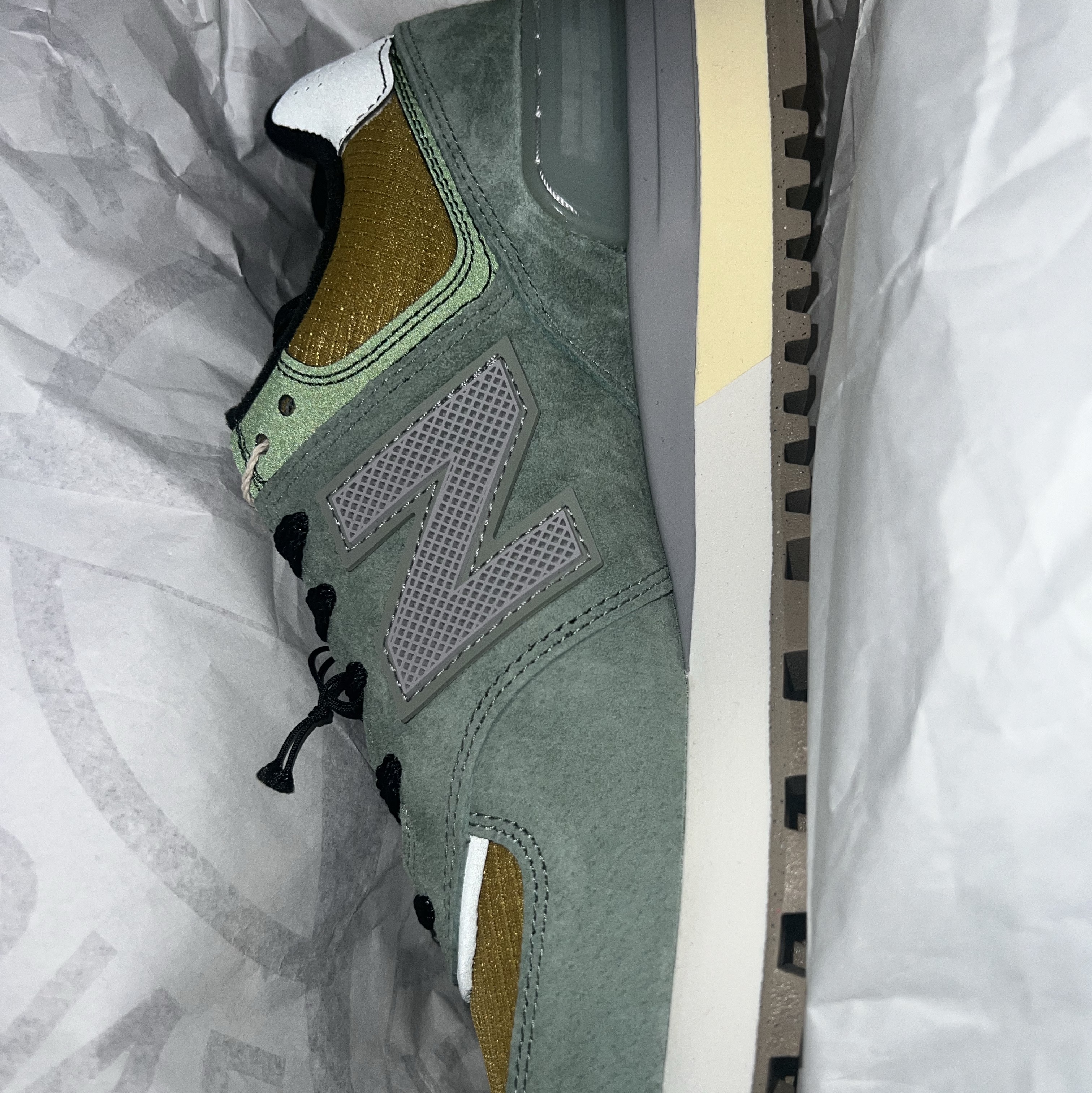 New Balance x Stone Island 574 Legacy Light Green 착용 스타일