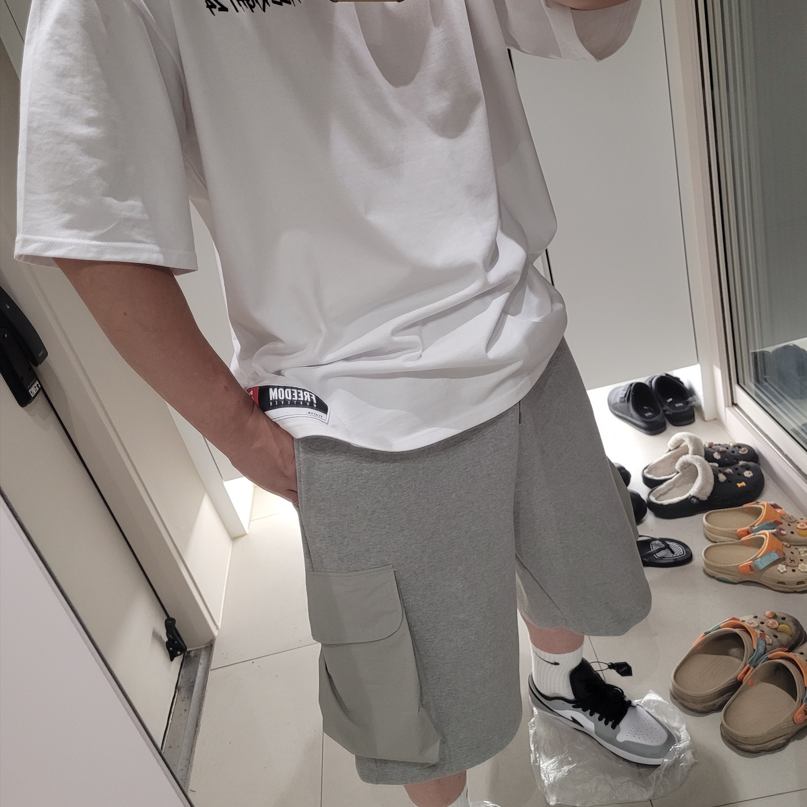 Jordan 1 Low Light Smoke Grey 착용 스타일 - 2