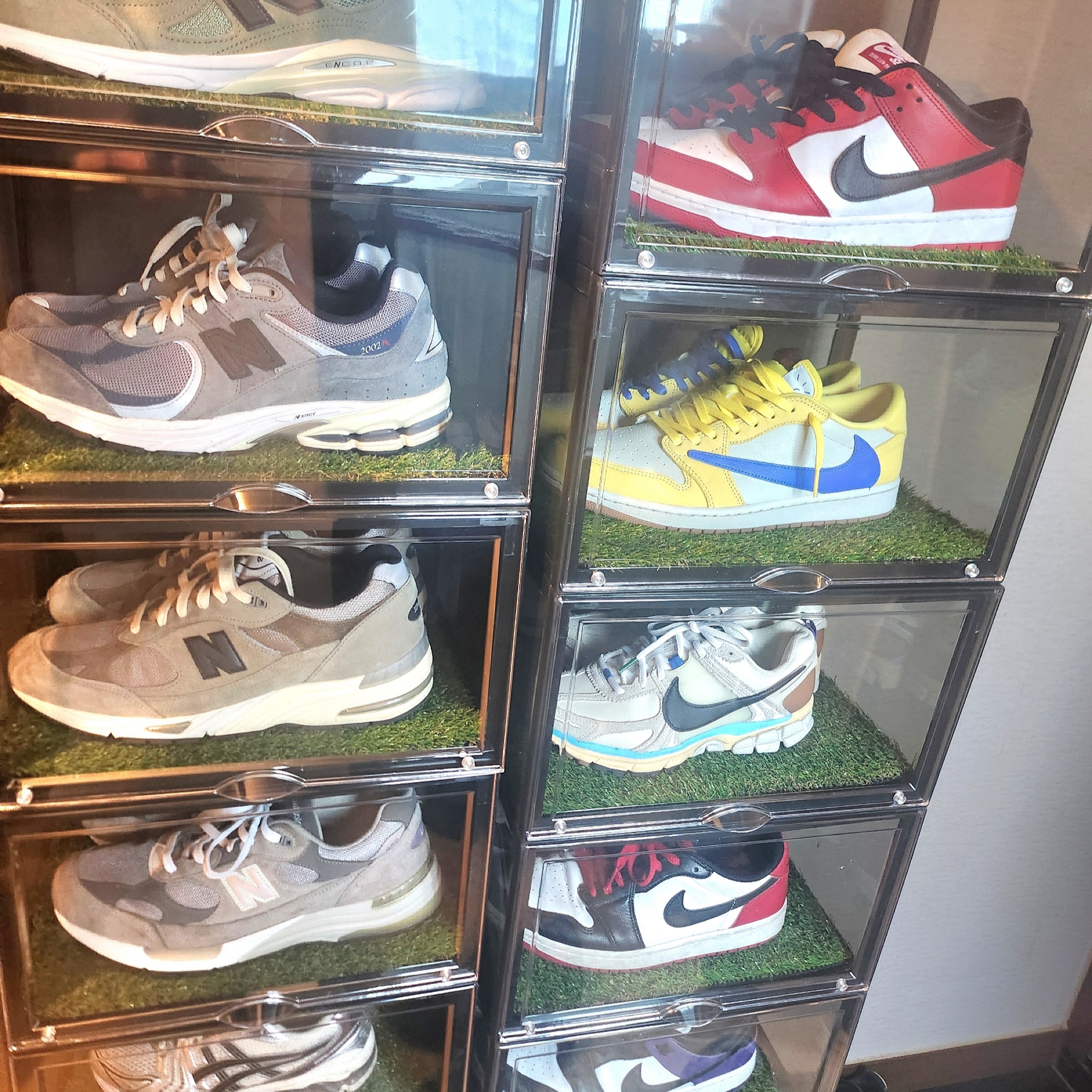 (W) Jordan 1 x Travis Scott Retro Low OG SP Canary 착용 스타일