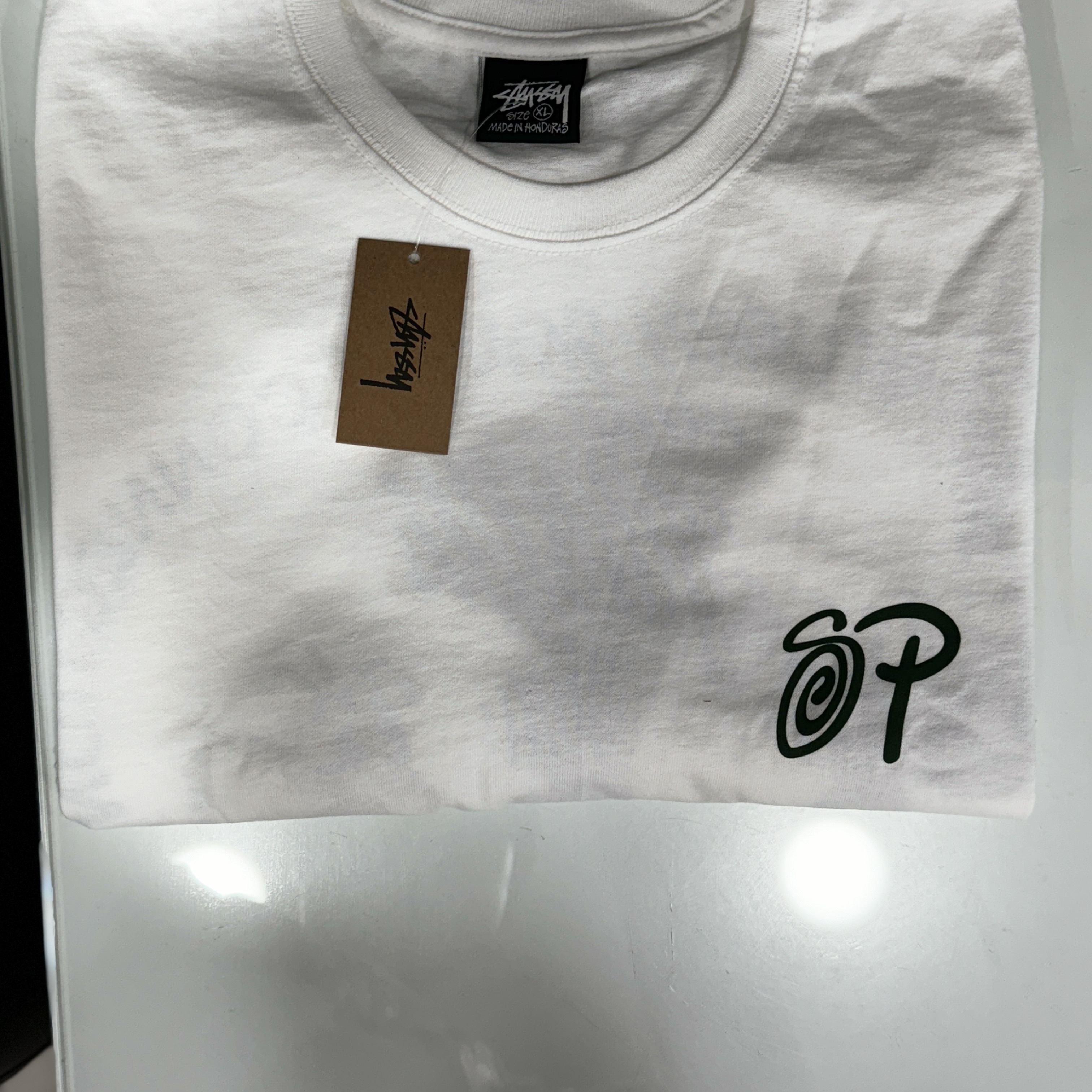Stussy x Patta Sound Connection T-Shirt White 착용 스타일 - 1