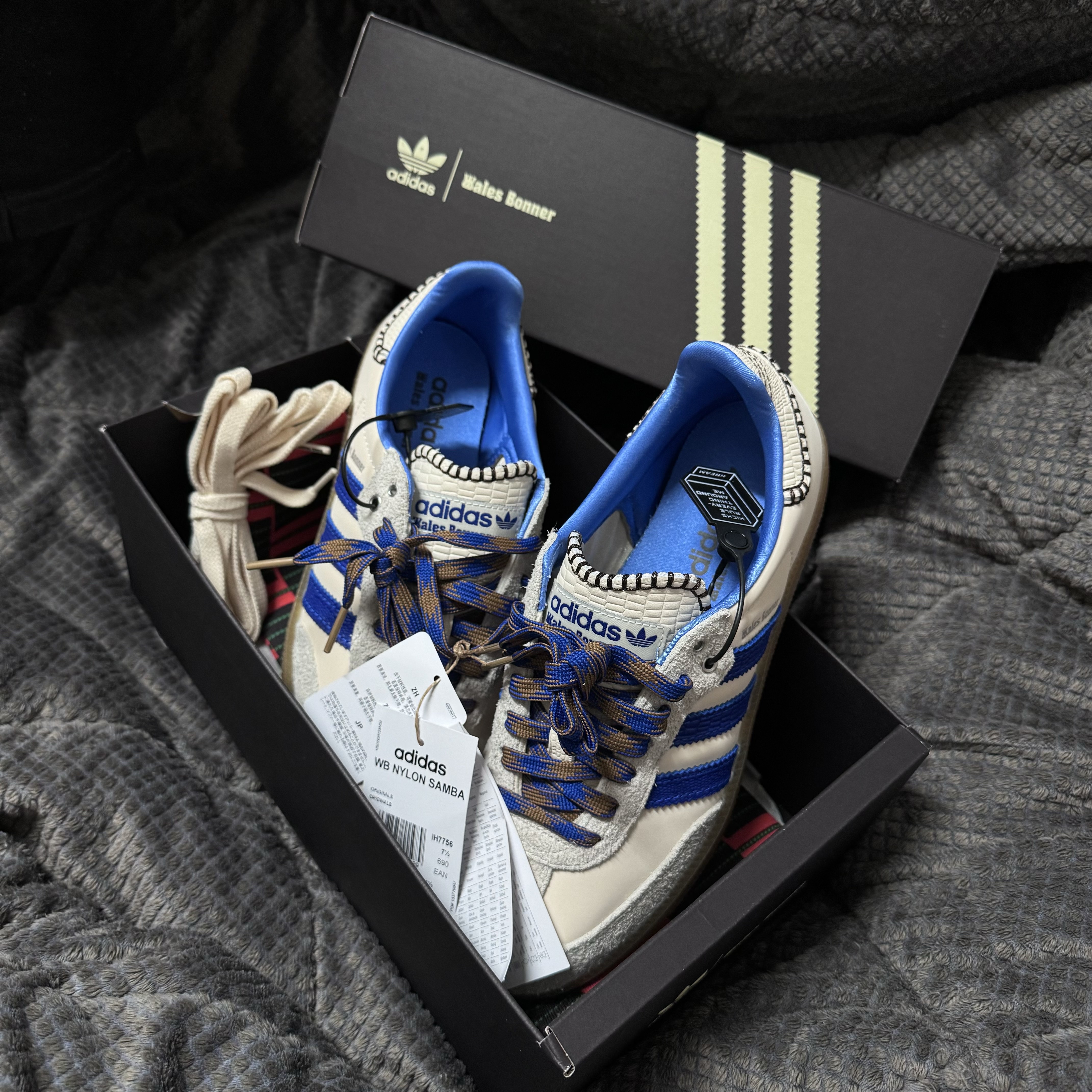 Adidas x Wales Bonner Samba Wonder Clay Royal Blue 착용 스타일
