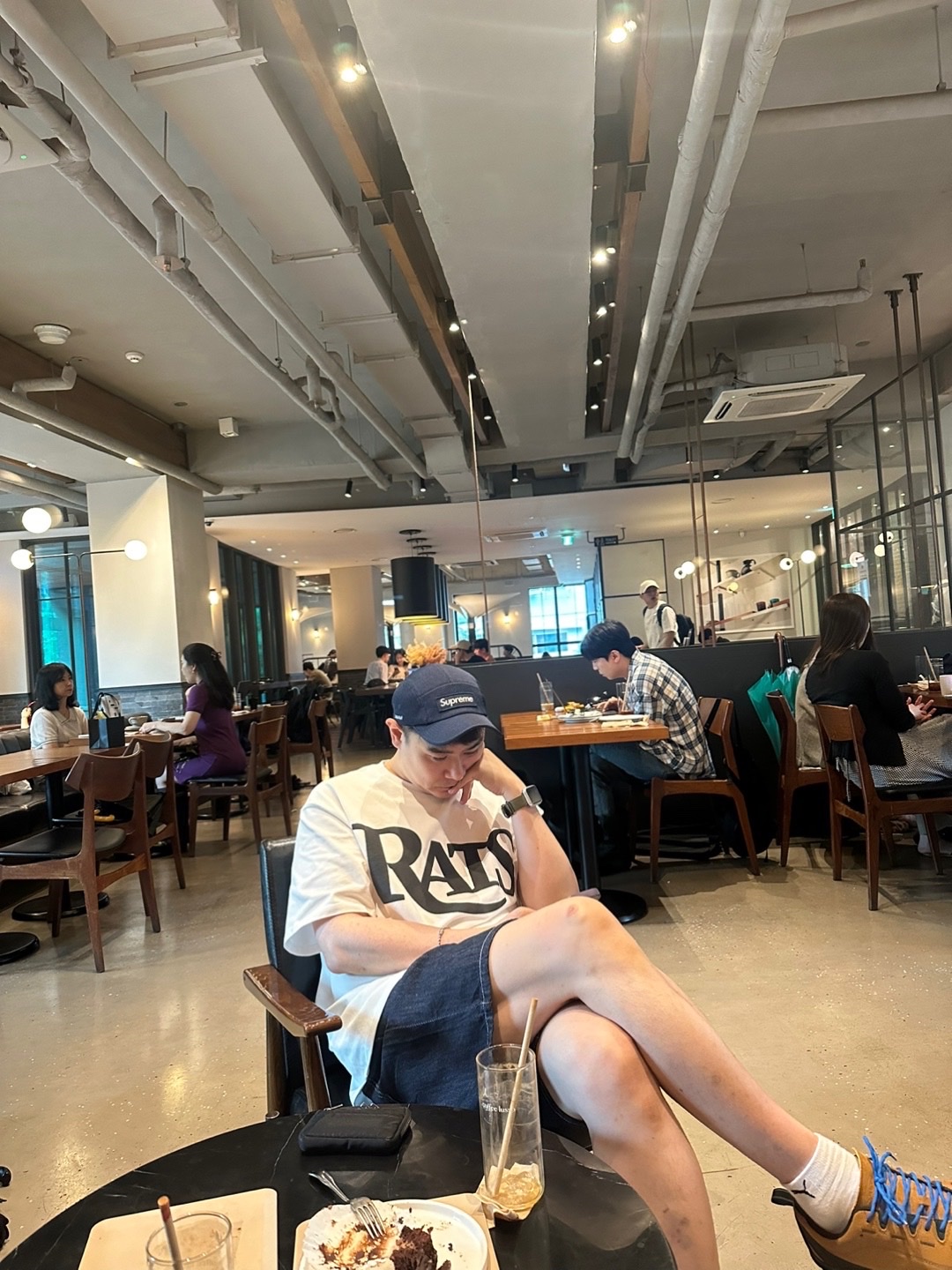 Supreme Mesh Cordura Camp Cap Navy - 23SS, Keen Jasper Suede Sneakers Camel 착용 스타일
