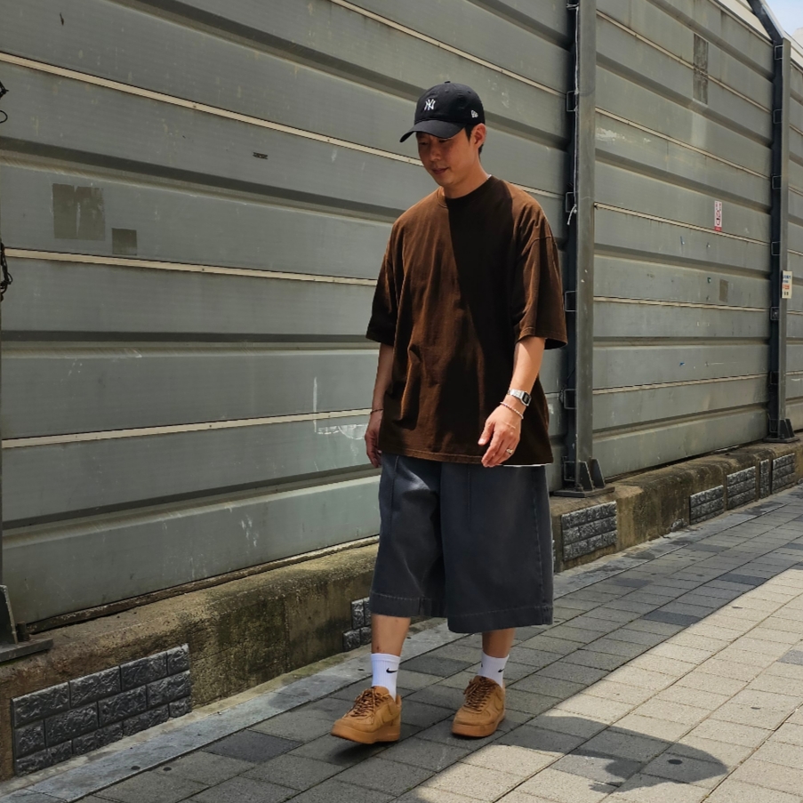 Nike Air Force 1 '07 WB Flax 착용 스타일 - 2