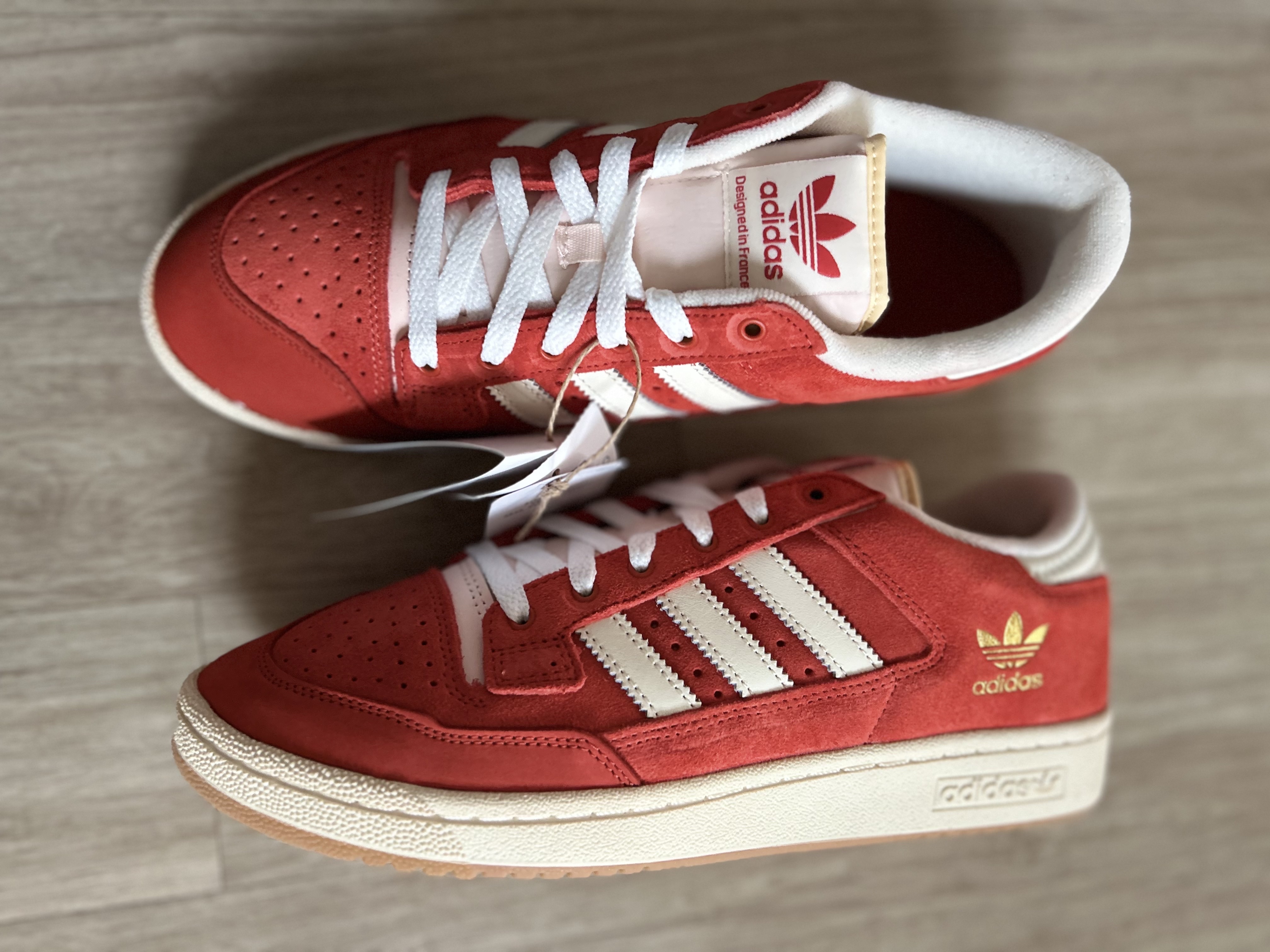 Adidas Centennial 85 Low Preloved Red Cream White 착용 스타일