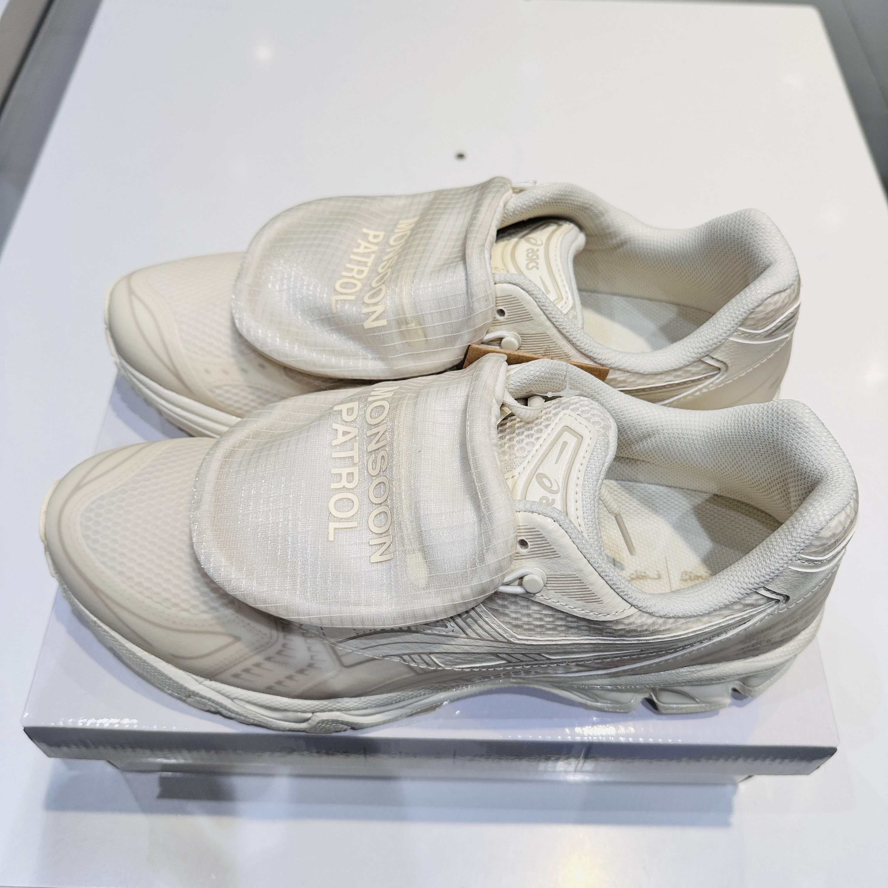 Asics x Limited Edt x SBTG Gel-Kayano 14 Monsoon Patrol Cream 착용 스타일 - 2