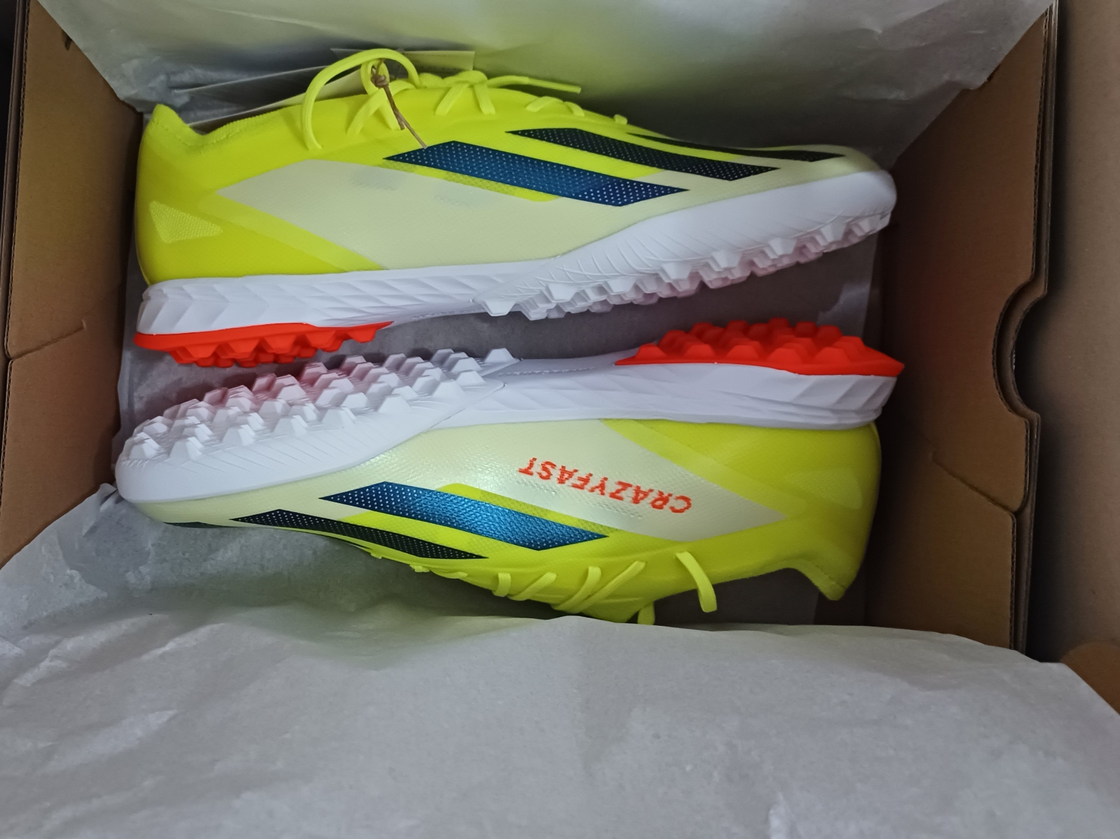Adidas X CrazyFast Elite TF Team Solar Yellow 2 착용 스타일 - 2