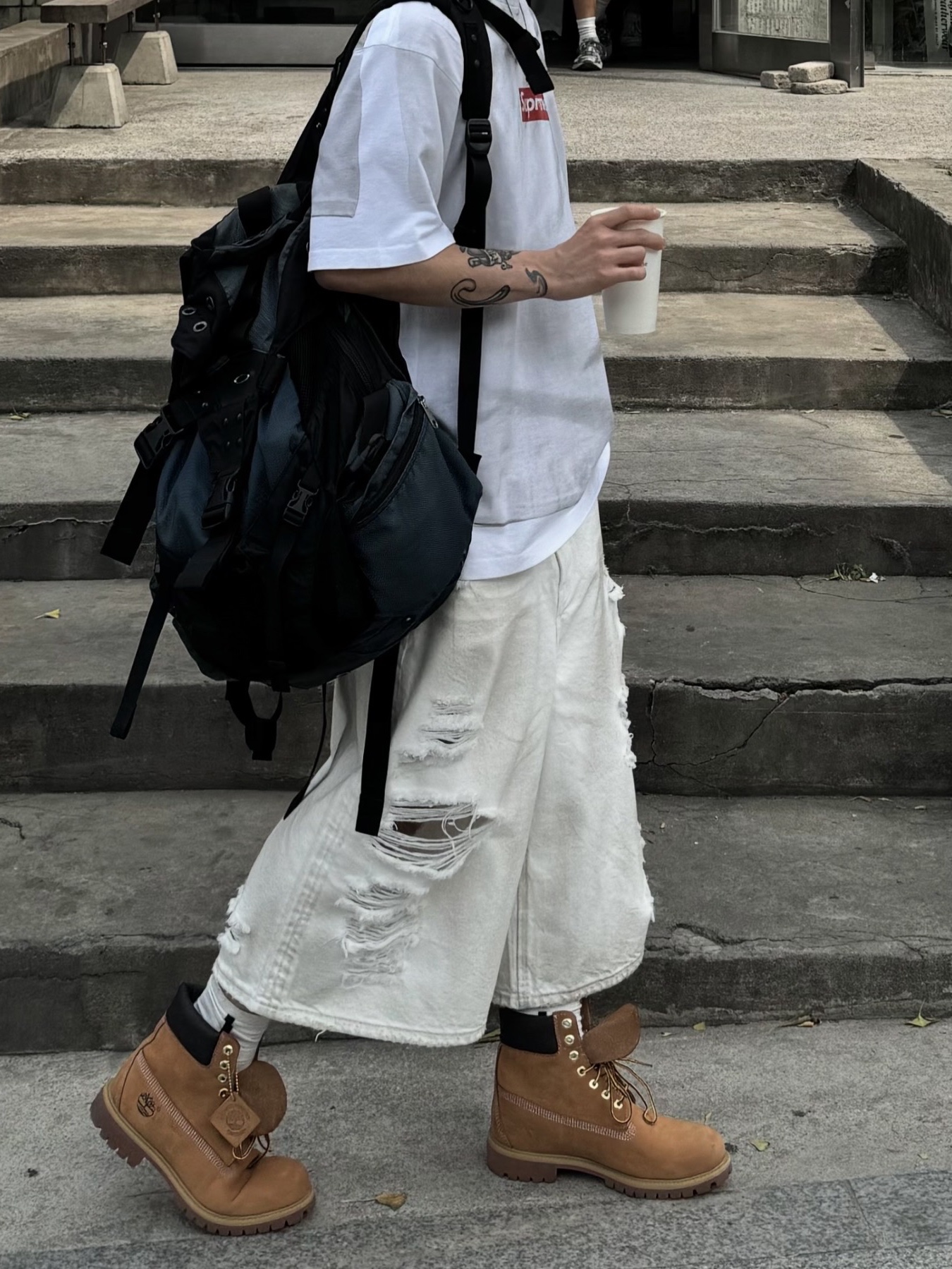 Supreme x MM6 Maison Margiela Box Logo T-Shirt White - 24SS, Timberland Premium 6 inch Waterproof Boot Wheat Nubuck - Wide 착용 스타일 - 2