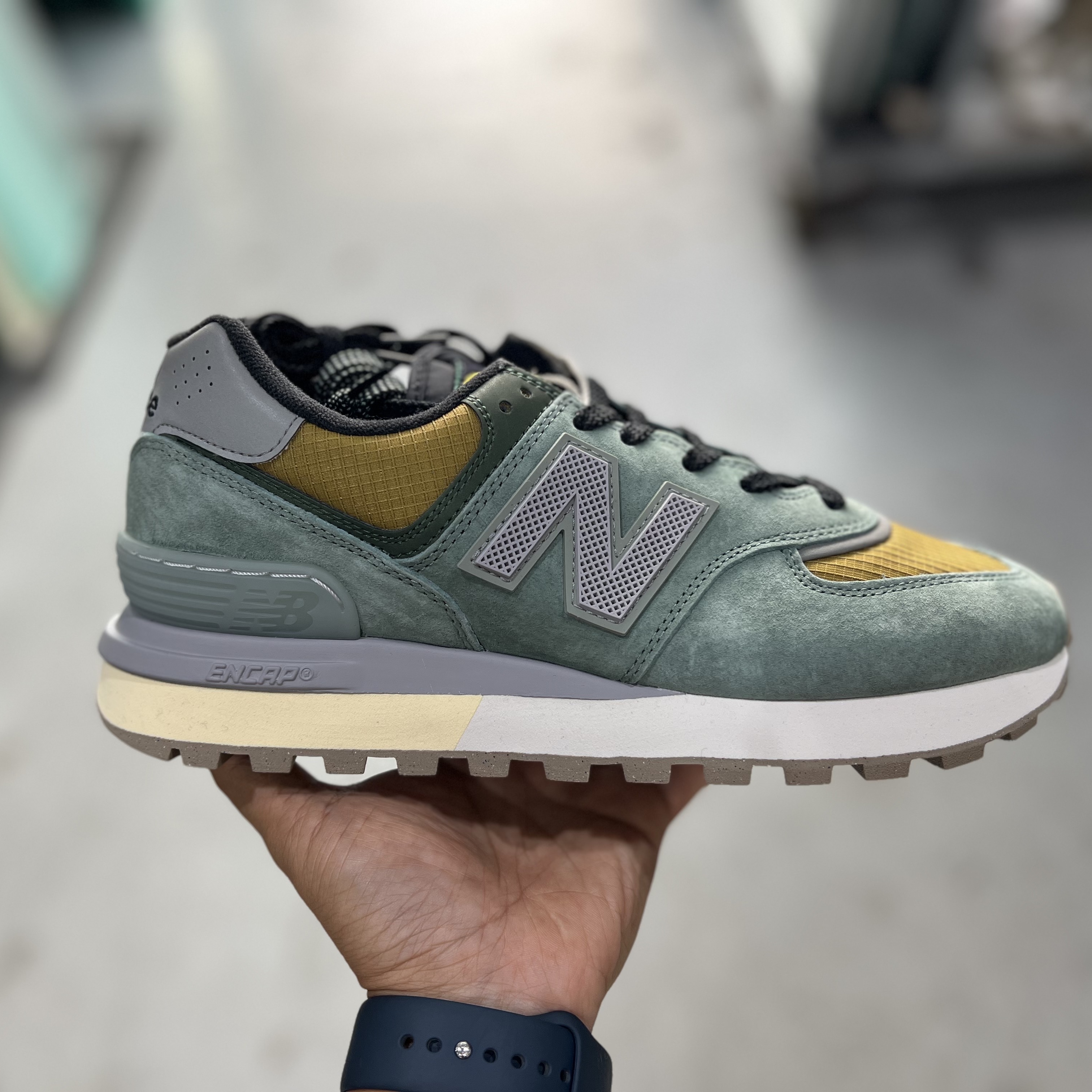 New Balance x Stone Island 574 Legacy Light Green 착용 스타일