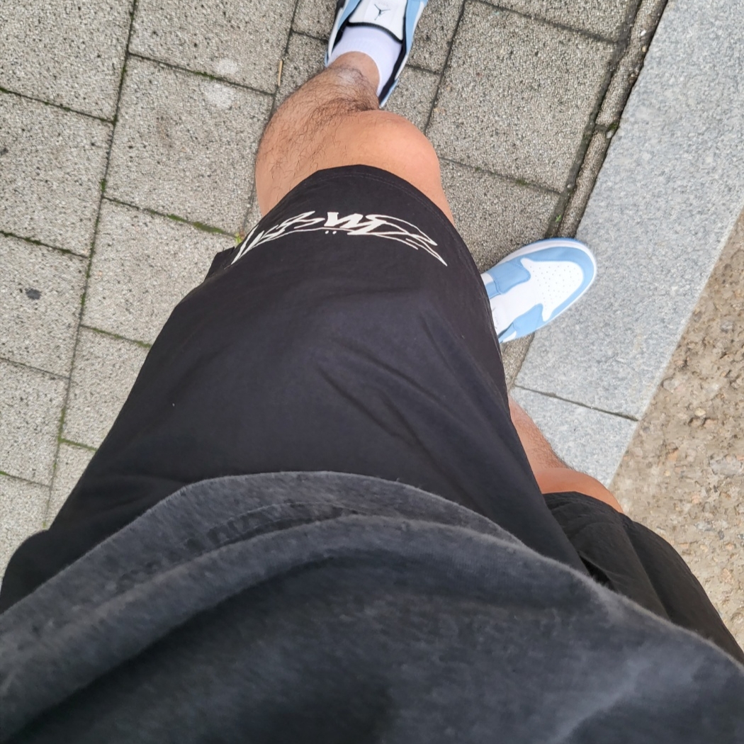 Nike x Stussy Shorts Black (FJ9167-010) 착용 스타일 - 1