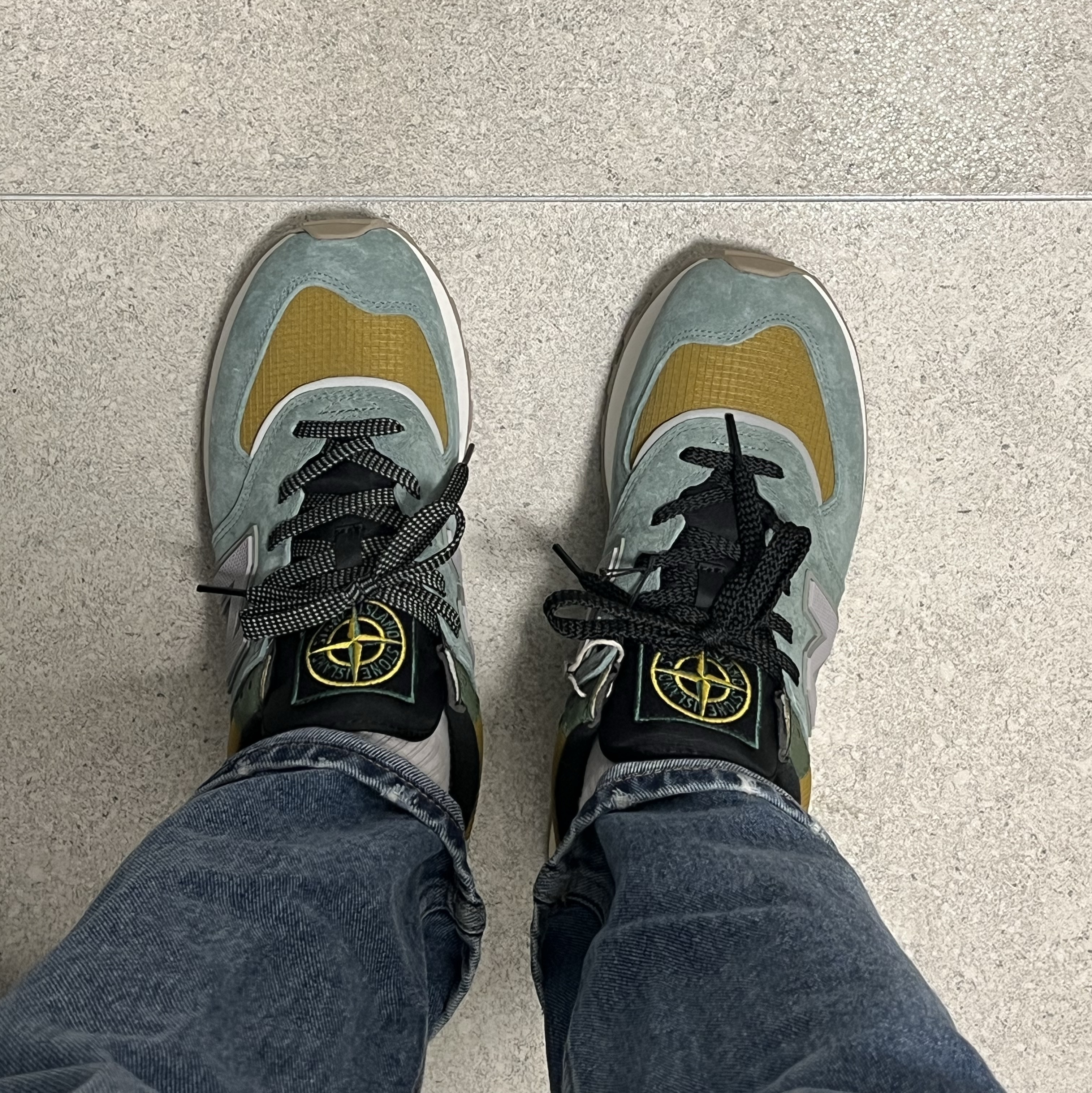 New Balance x Stone Island 574 Legacy Light Green 착용 스타일