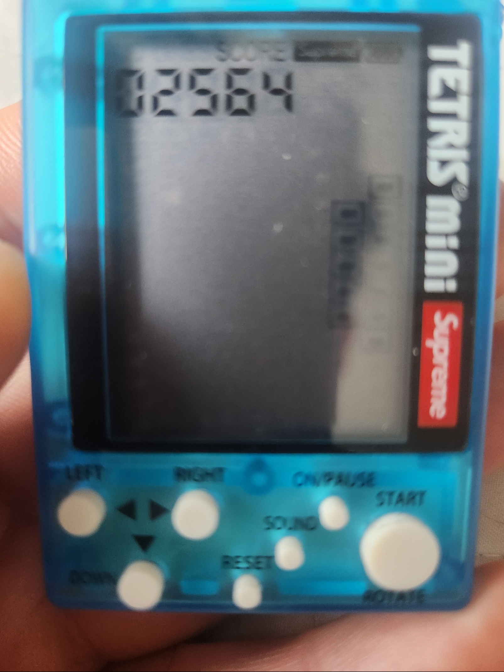 Supreme x Tetris Mini Clear - 24SS (Korean Ver.) 착용 스타일