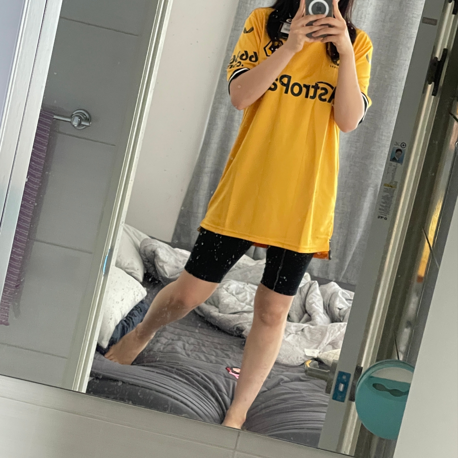 Castore Wolves 2023/24 Home Shirt Yellow - (Non Marking Ver.) 착용 스타일 - 1