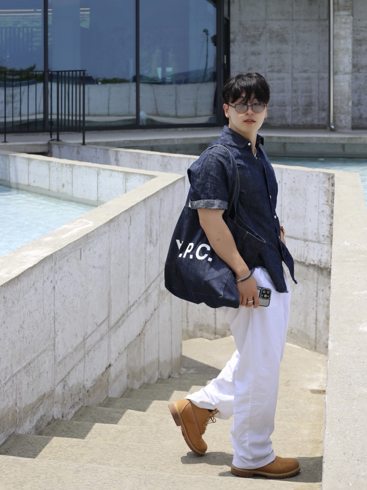 Timberland Premium 6 inch Waterproof Boot Wheat Nubuck - Wide, A.P.C. Daniela Shopping Bag Indigo 착용 스타일 - 3