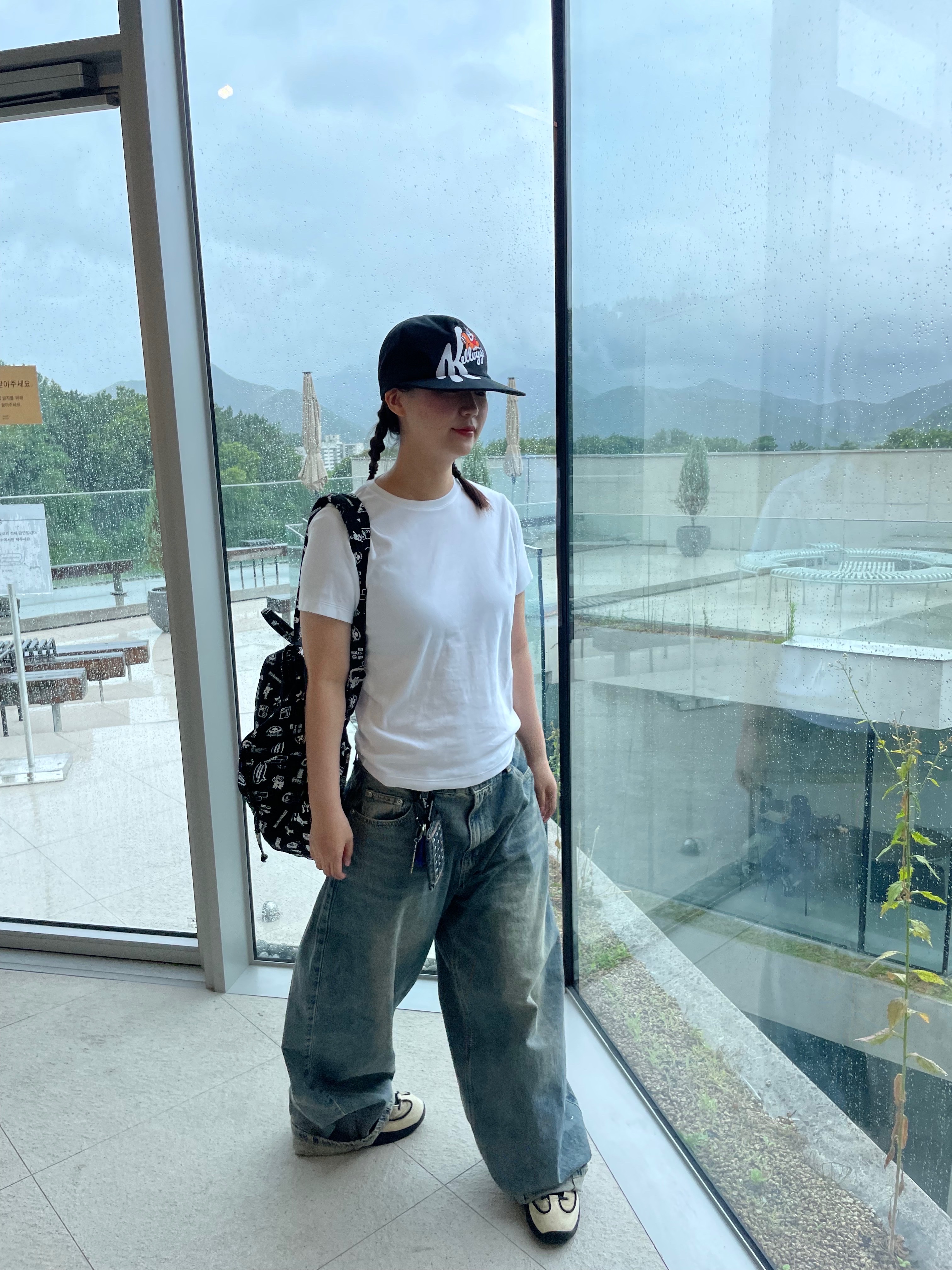 Safarispot Ultimate Logo Denim Backpack, Nike x Stussy Air Penny II Rattan and Limestone 착용 스타일 - 1