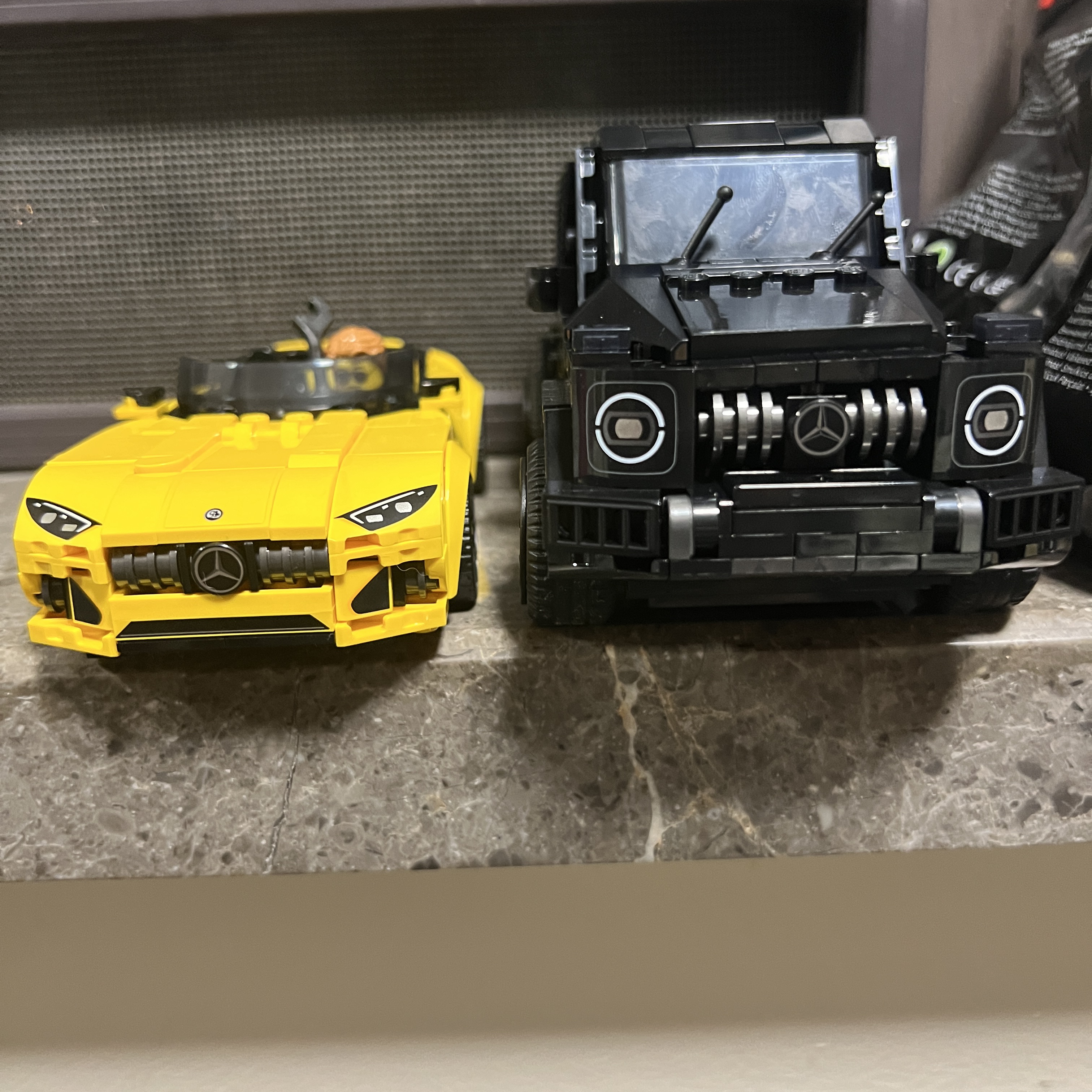 Lego Mercedes-AMG G 63 & Mercedes-AMG SL 63 착용 스타일
