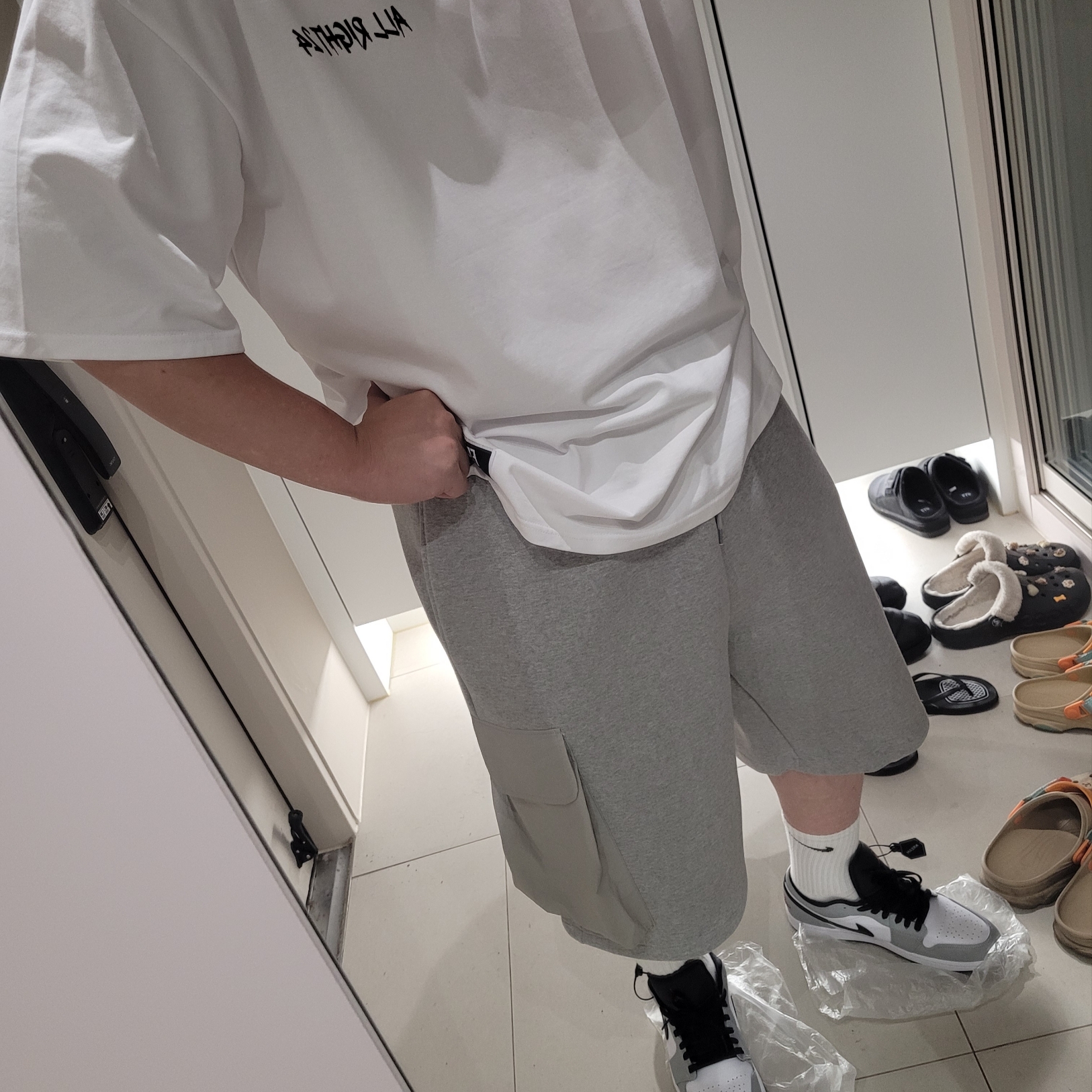 Jordan 1 Low Light Smoke Grey 착용 스타일 - 1
