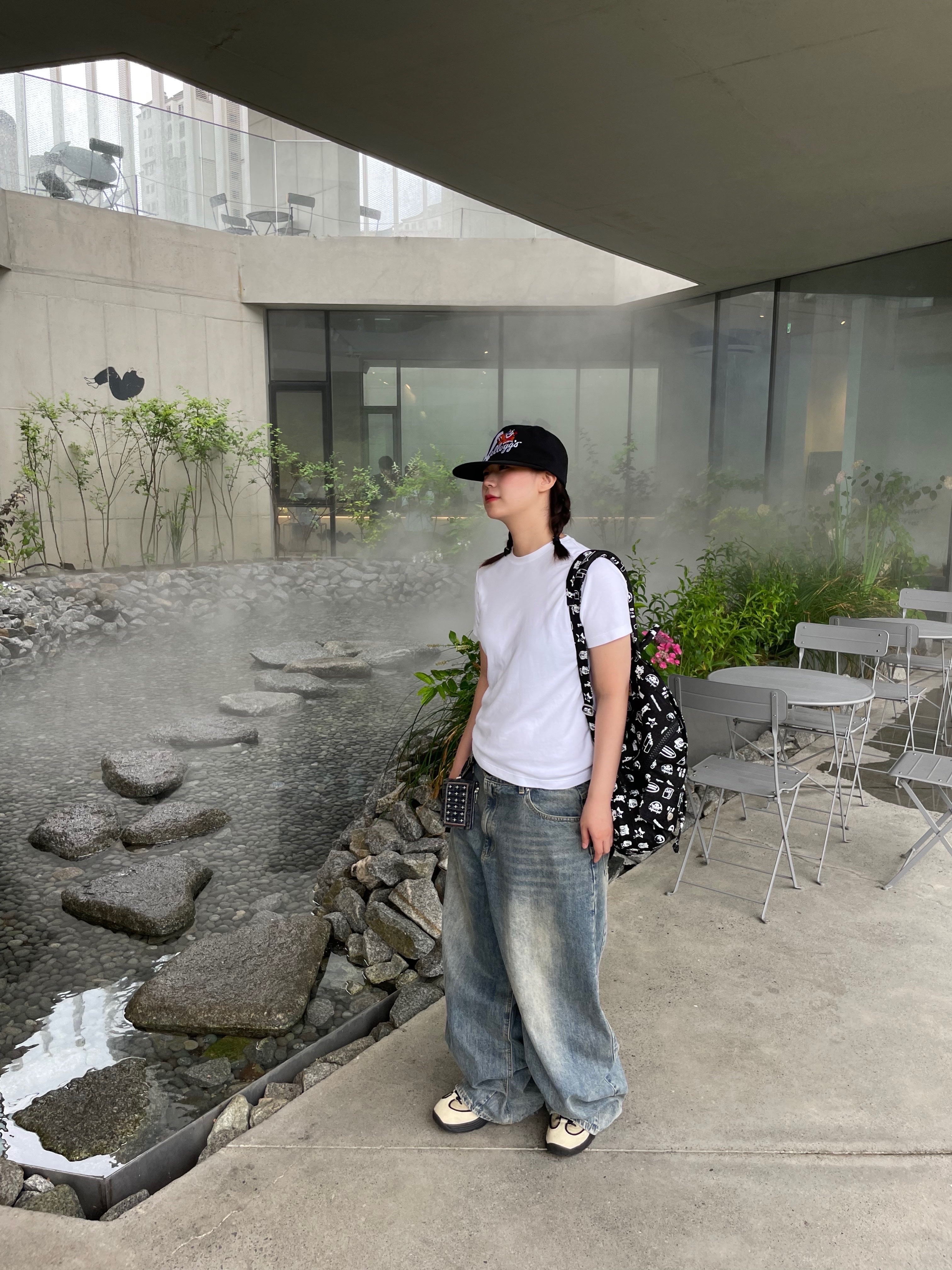 Safarispot Ultimate Logo Denim Backpack, Nike x Stussy Air Penny II Rattan and Limestone 착용 스타일 - 2