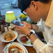 KREAM 프로필 이미지