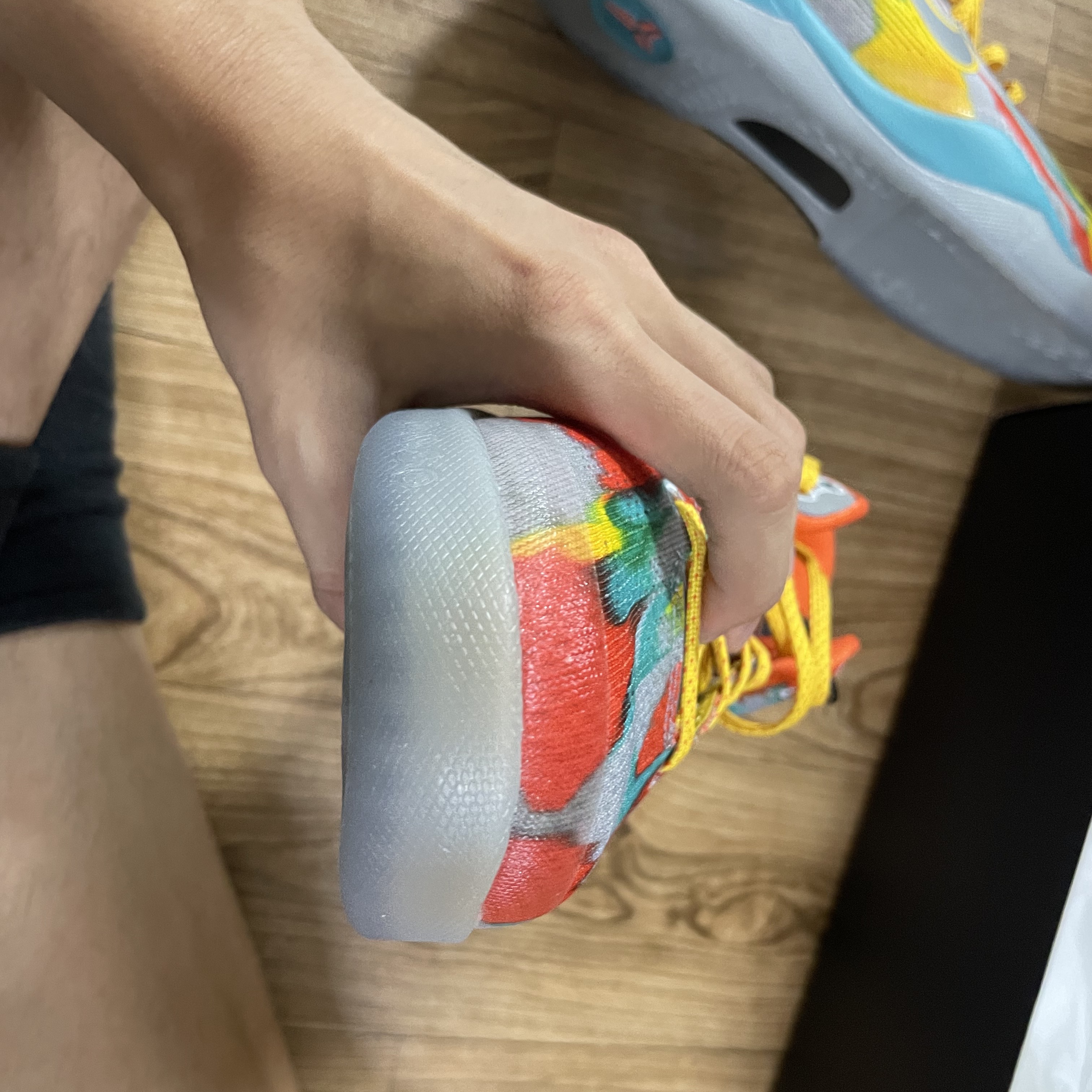 (GS) Nike Kobe 8 Protro Venice Beach 착용 스타일 - 2