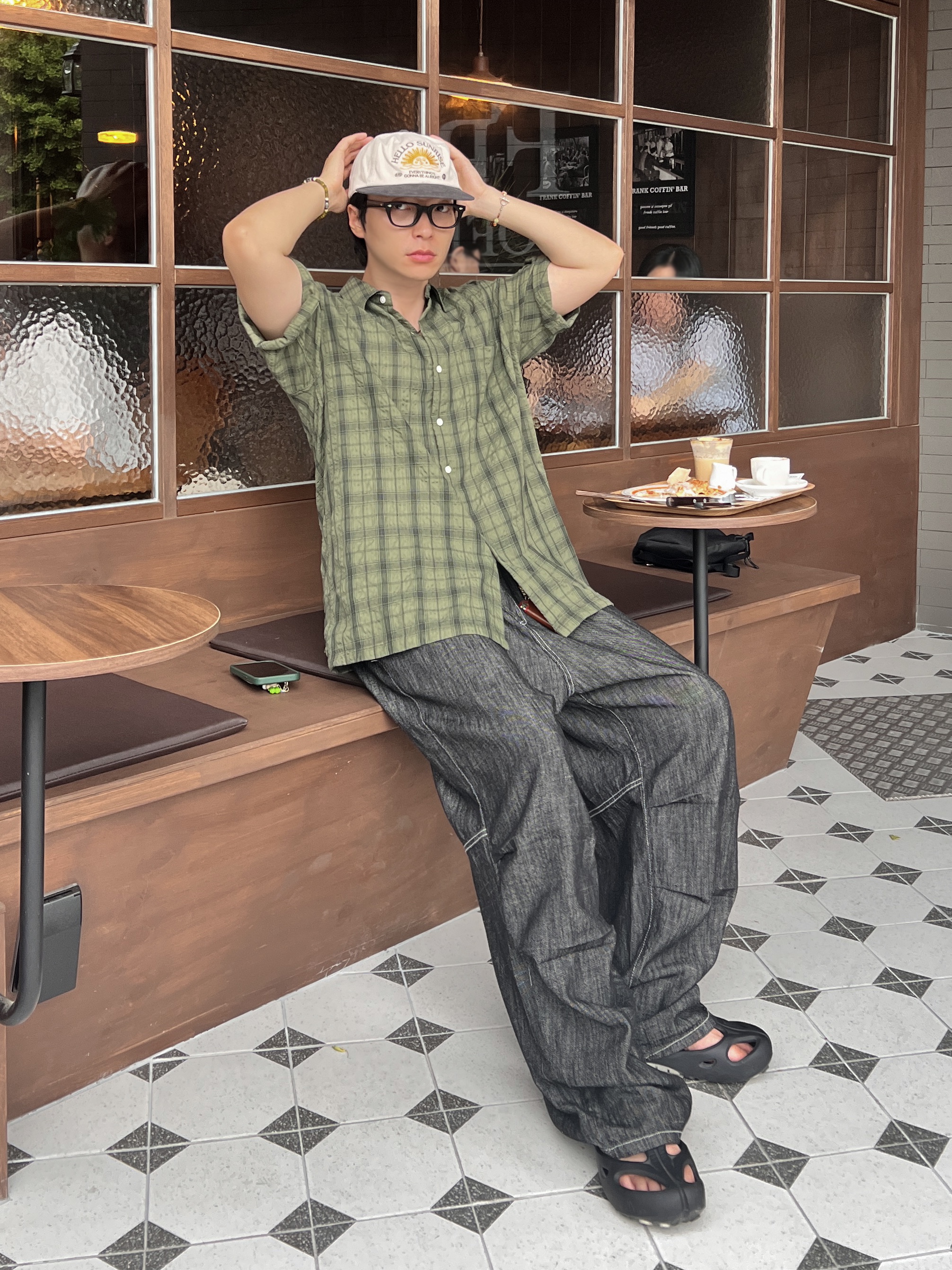 Keen Shanti Black Dawn Blue, Hello Sunrise 90's Logo 6Panel Cap Ivory & Black 착용 스타일 - 1