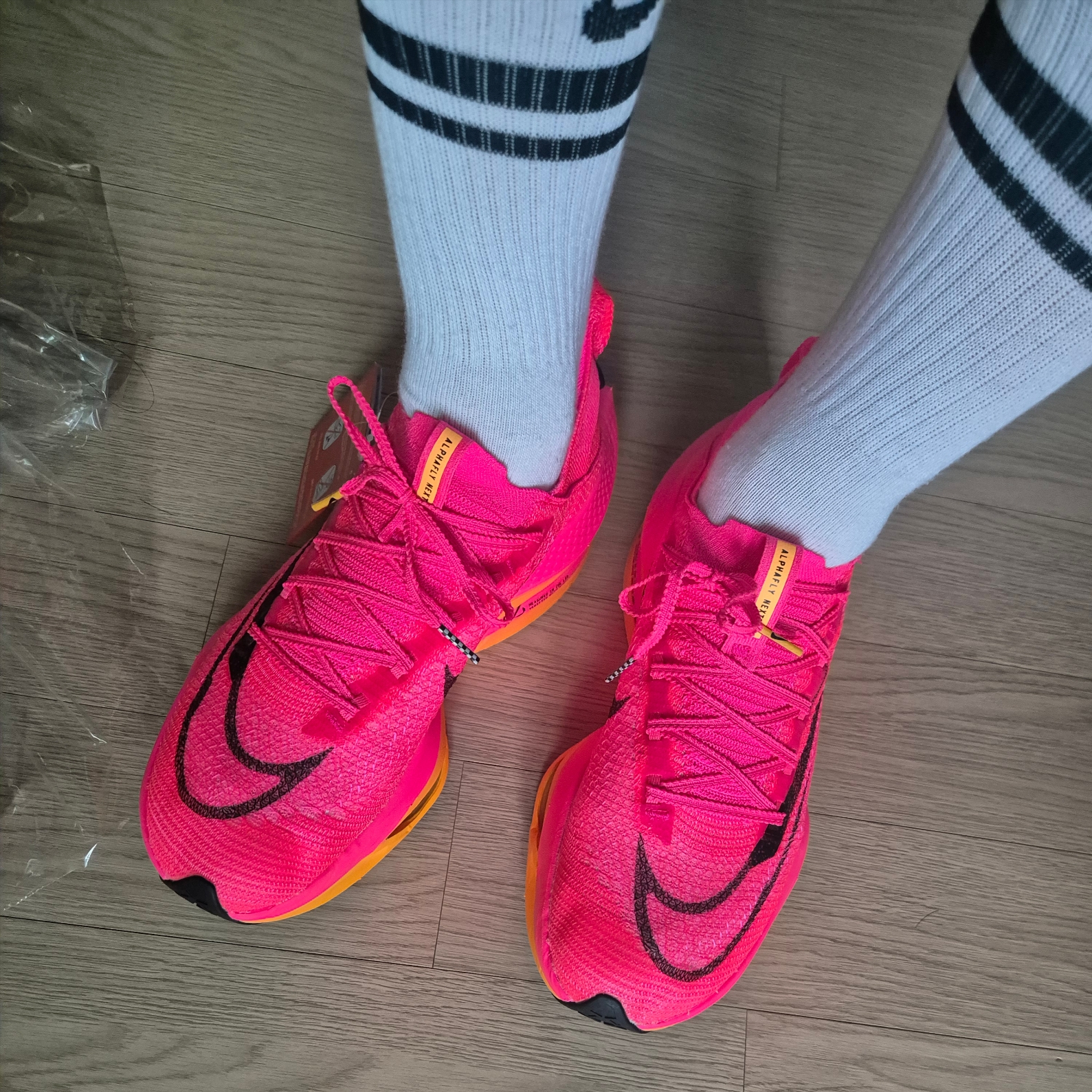 Nike Air Zoom Alphafly Next% 2 Hyper Pink 착용 스타일