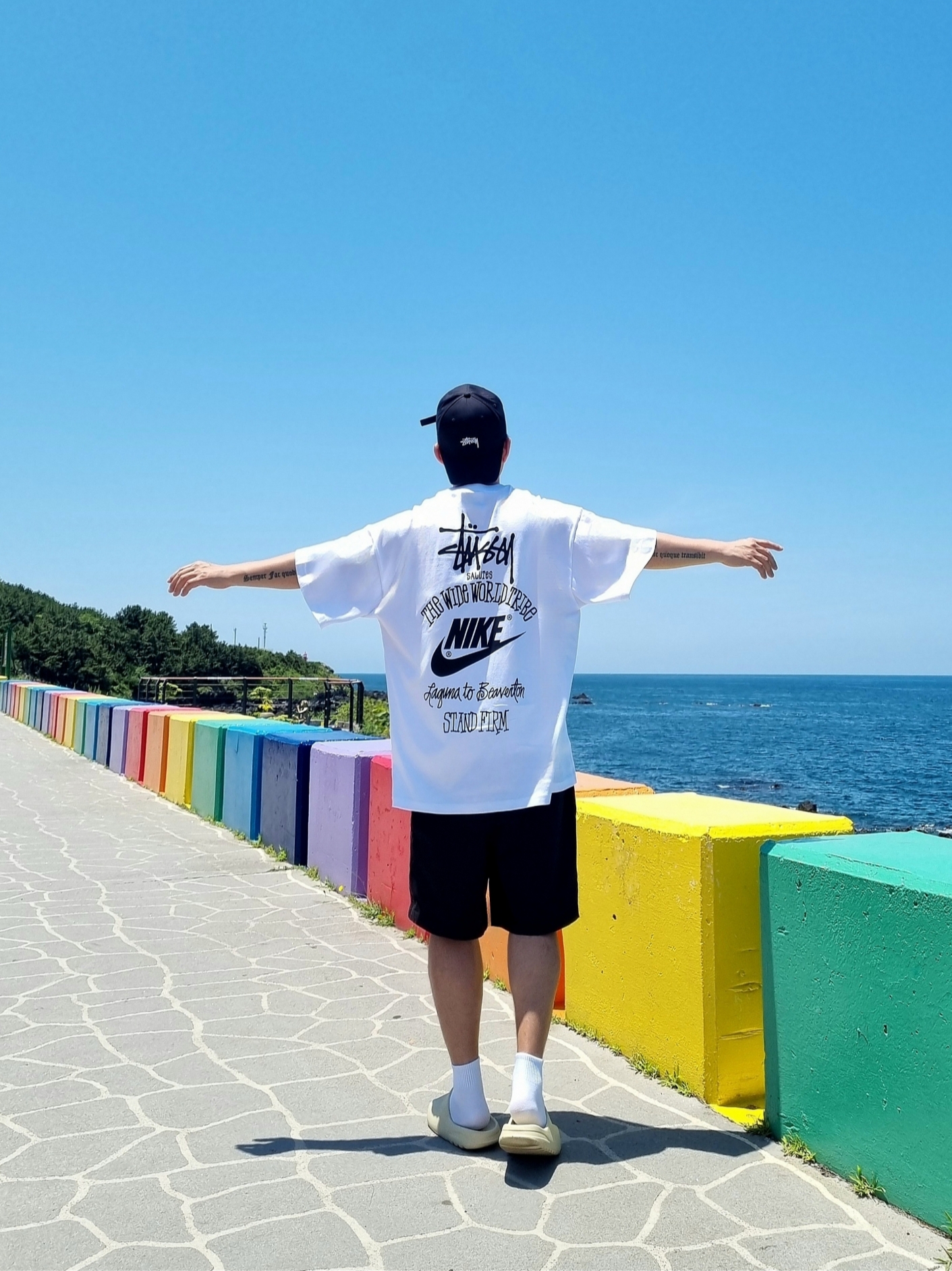 Nike x Stussy T-Shirt White (DV1775-100), Nike x Stussy T-Shirt White (DV1774-100) 착용 스타일
