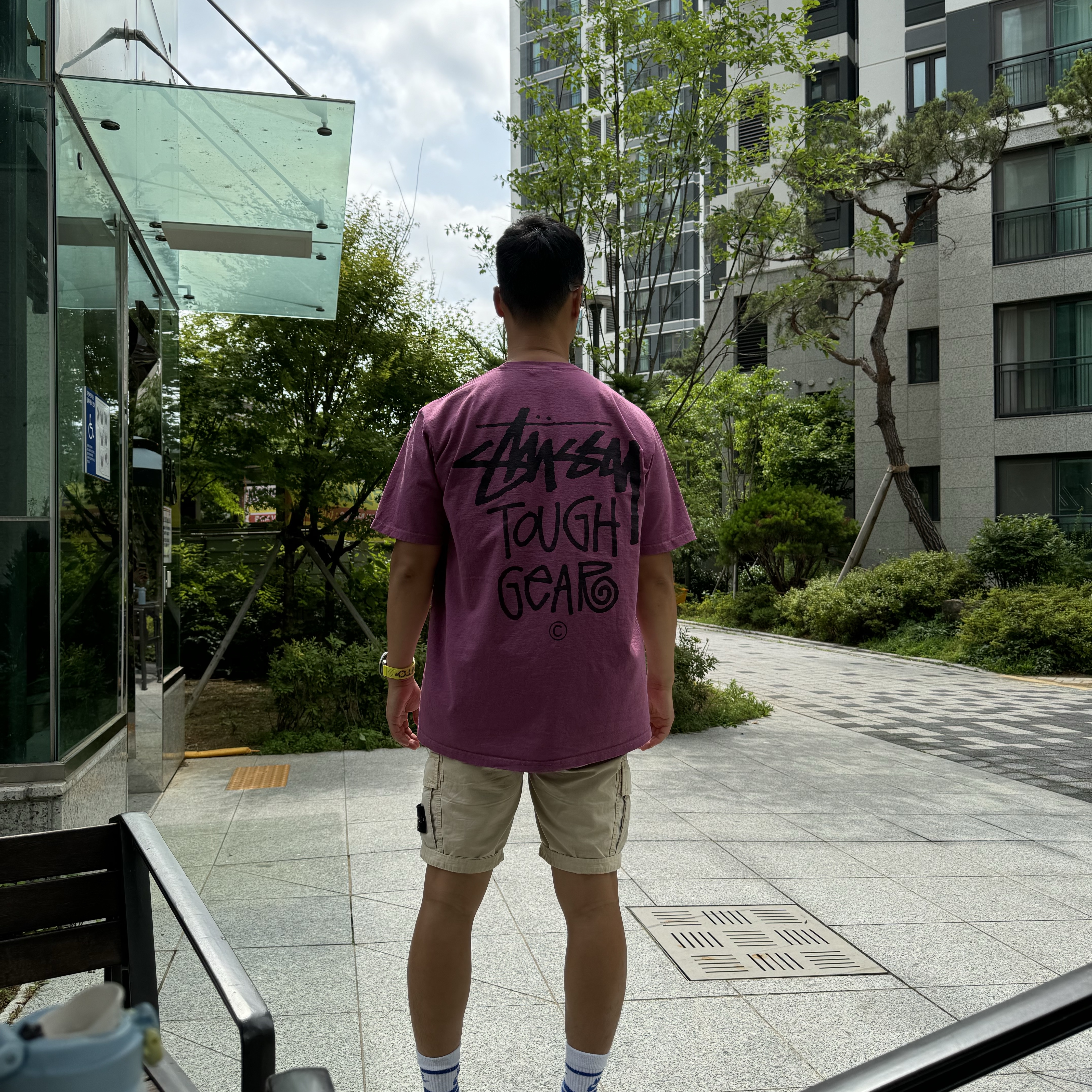Stussy Tough Gear T-Shirt Berry 착용 스타일