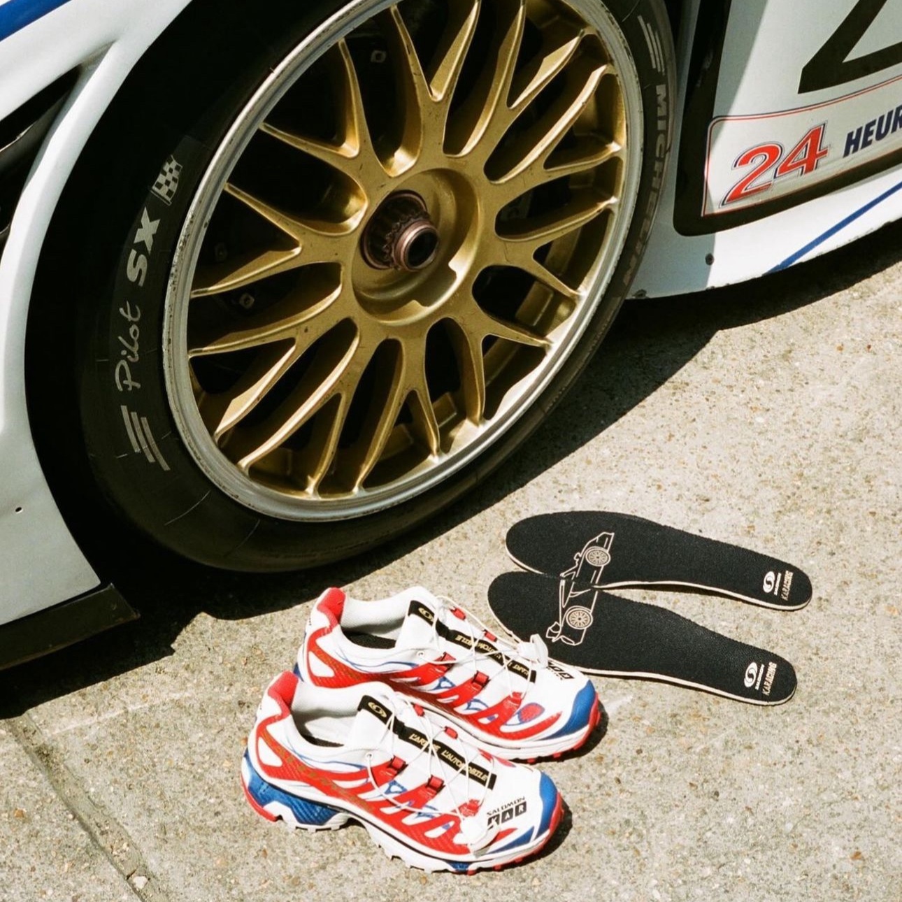 Salomon x Kar L'Art De L’Automobile XT-4 White High Risk Red 착용 스타일