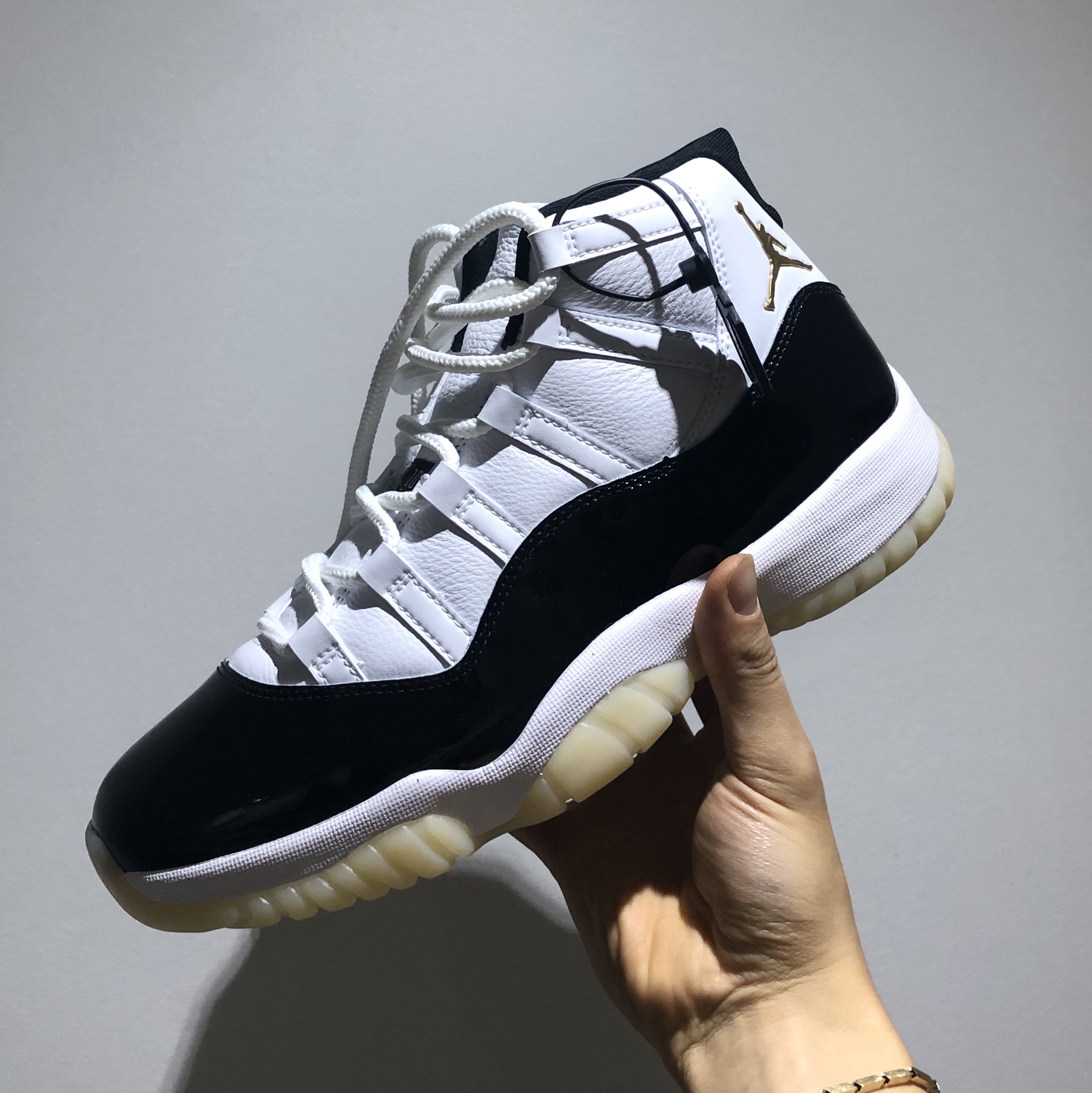 Jordan 11 Retro Gratitude 착용 스타일