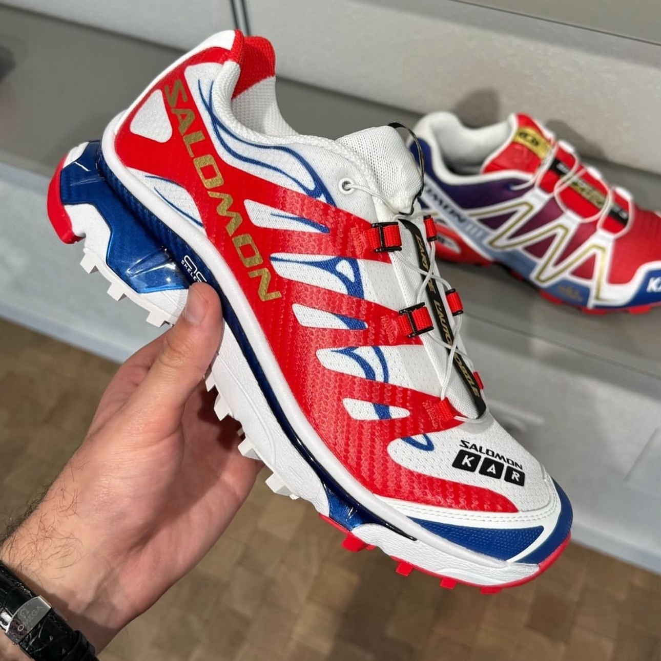 Salomon x Kar L'Art De L’Automobile XT-4 White High Risk Red 착용 스타일