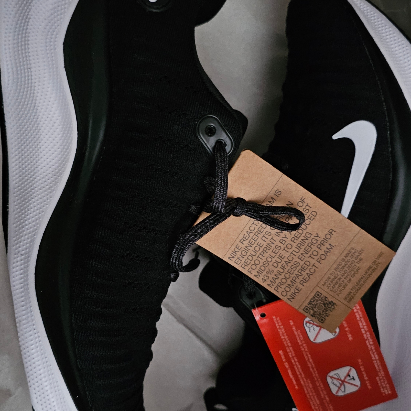 Nike ReactX Infinity Run 4 Black White 착용 스타일
