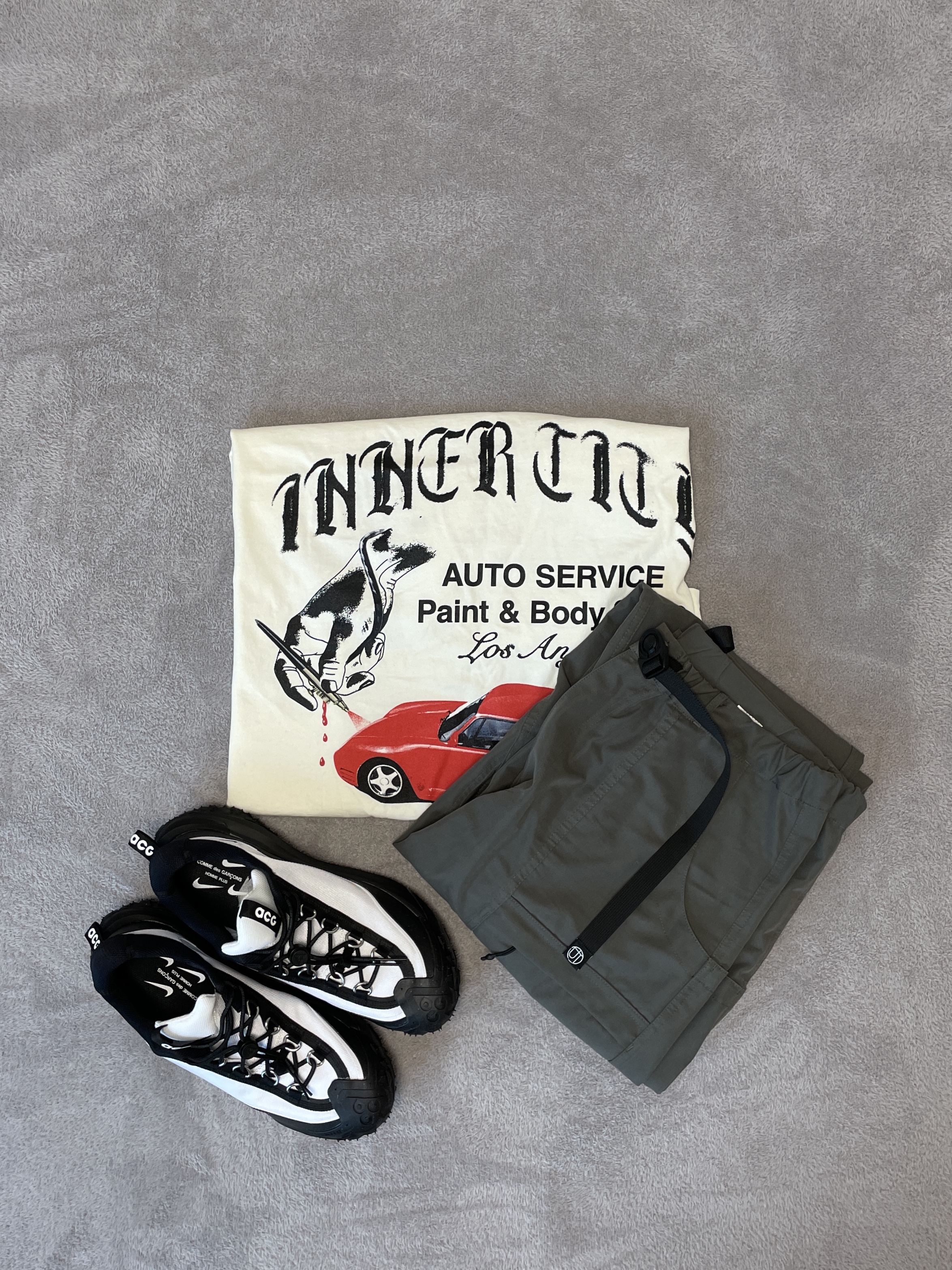 Nike x Comme des Garcons Homme Plus ACG Mountain Fly 2 Low Black White, Honor the Gift Inner City Auto Service SS Tee Bone 착용 스타일 - 4