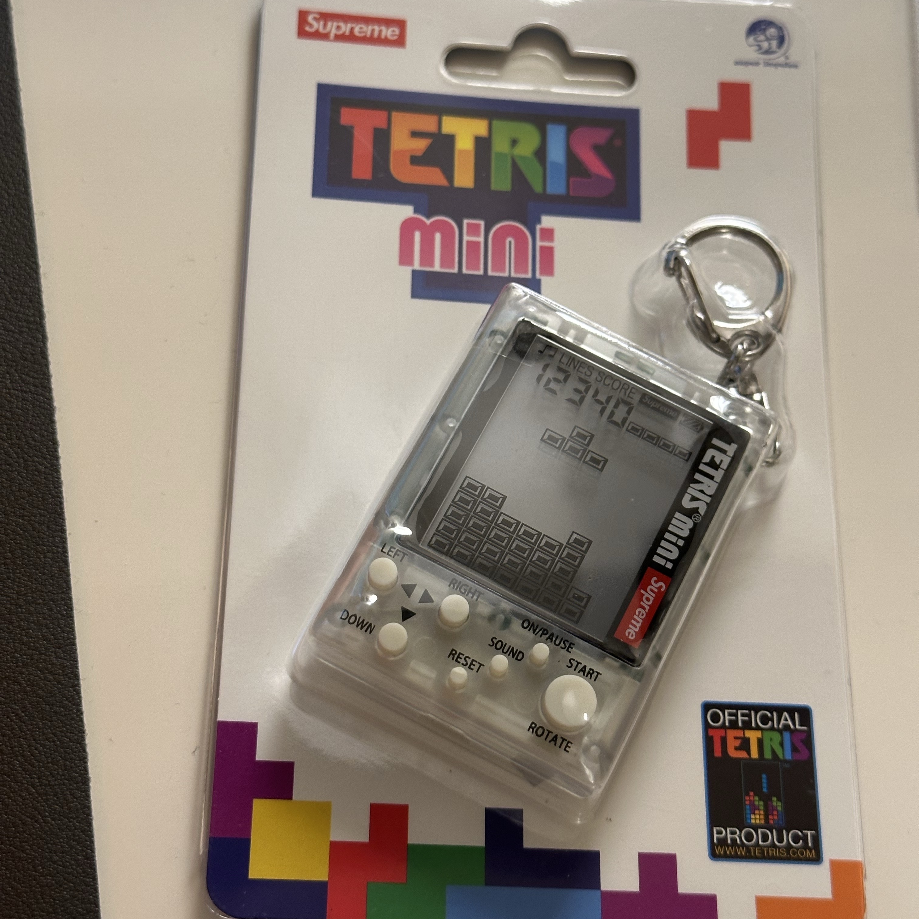 Supreme x Tetris Mini Clear - 24SS (Korean Ver.) 착용 스타일