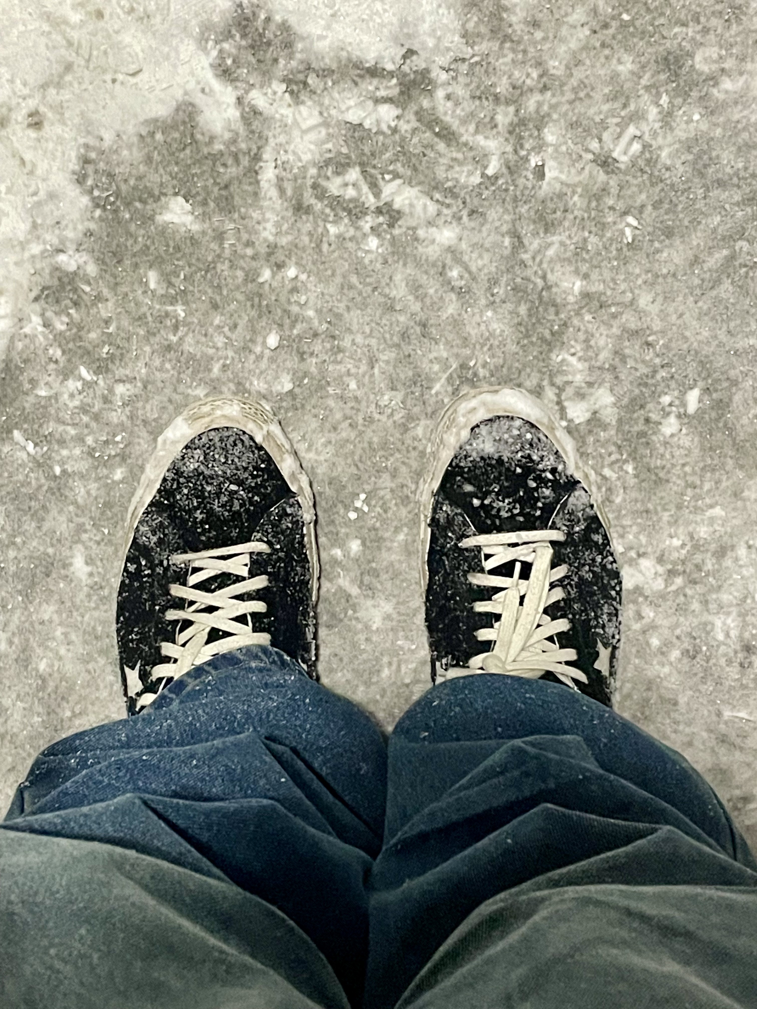 Converse One Star Ox Suede Black White 착용 스타일 - 1