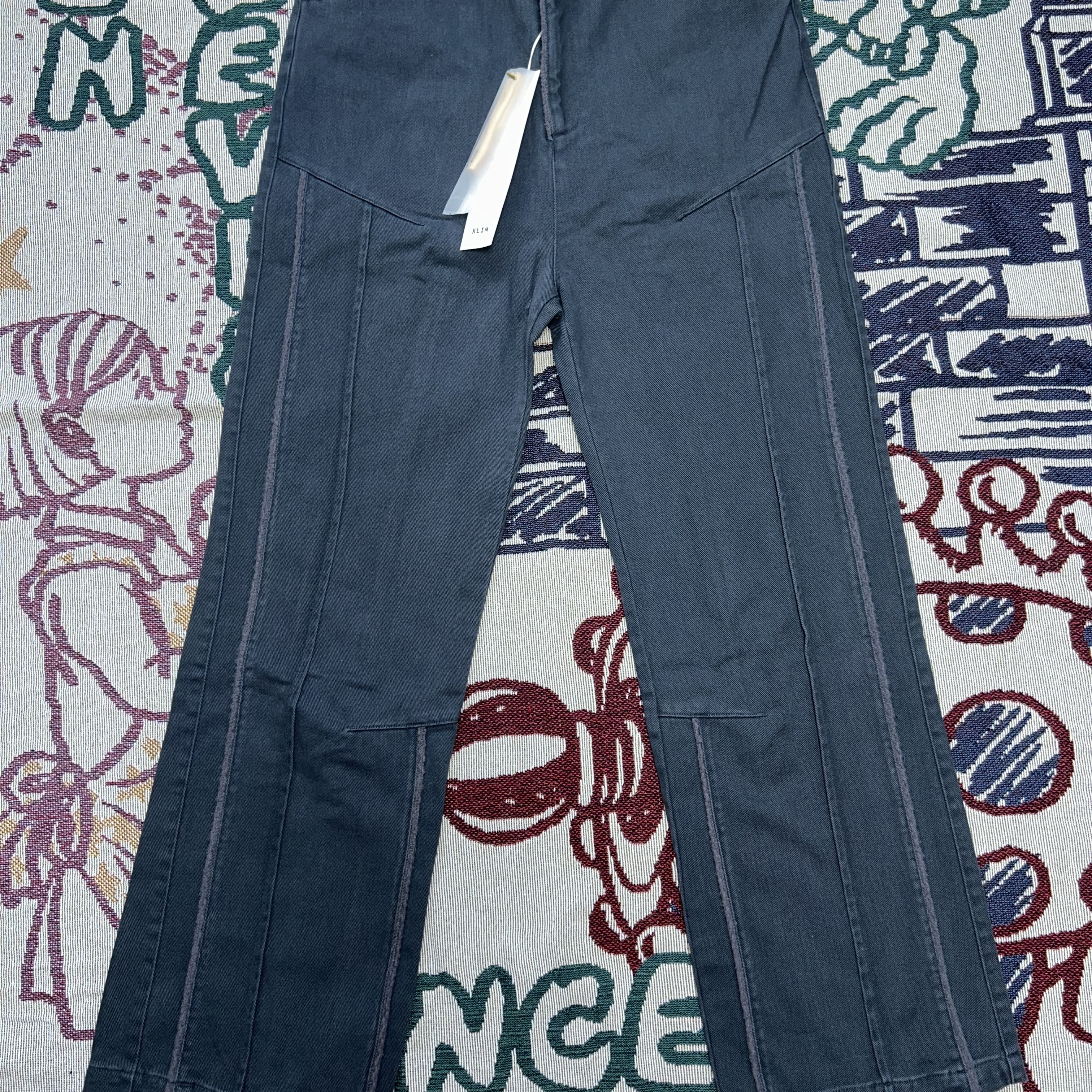 Xlim Ep.4 02 Trouser Navy 착용 스타일 - 2