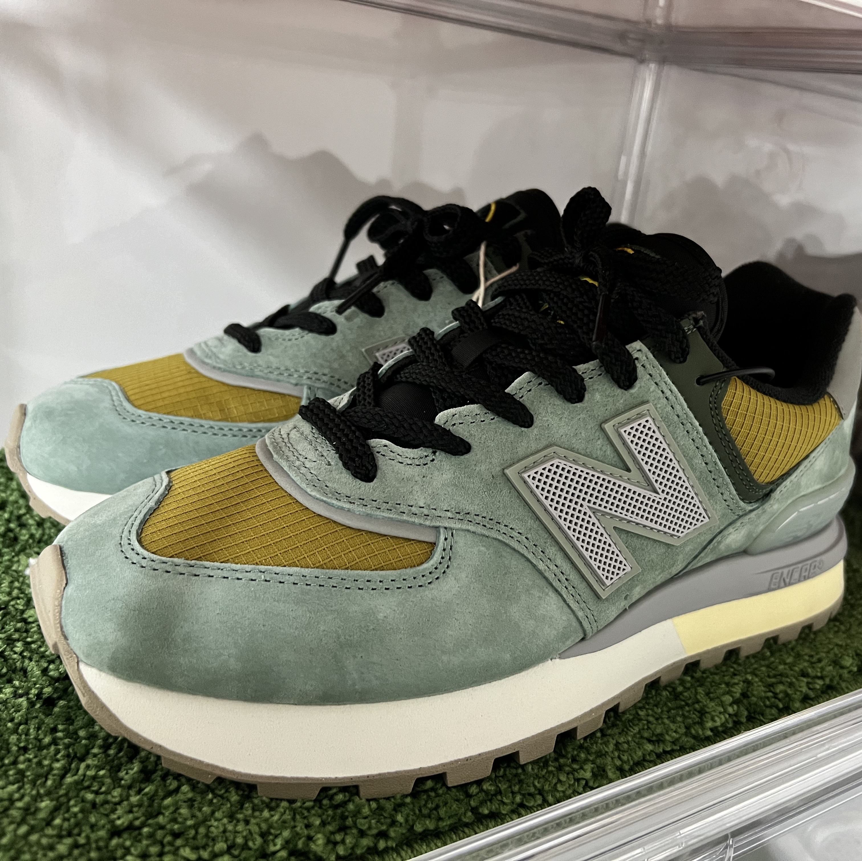 New Balance x Stone Island 574 Legacy Light Green 착용 스타일