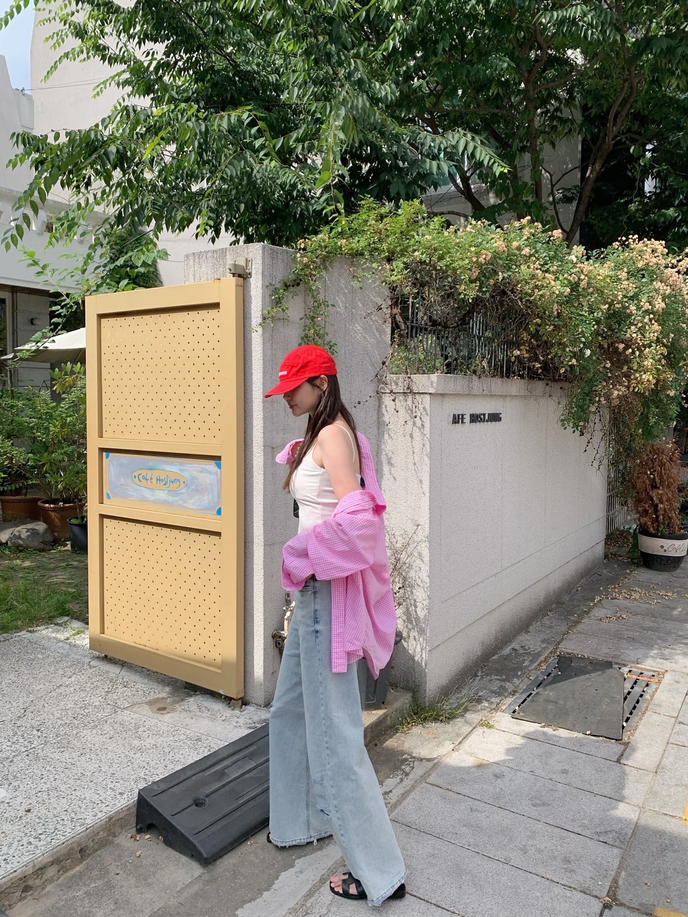 Supreme Washed Chino Twill Camp Cap Red 착용 스타일 - 5