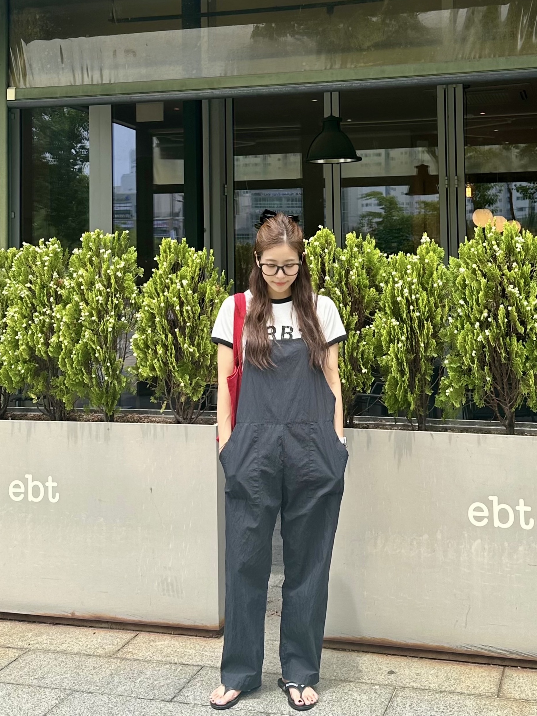 CDG '84-85 Staff Blouson Black 착용 스타일 - 1
