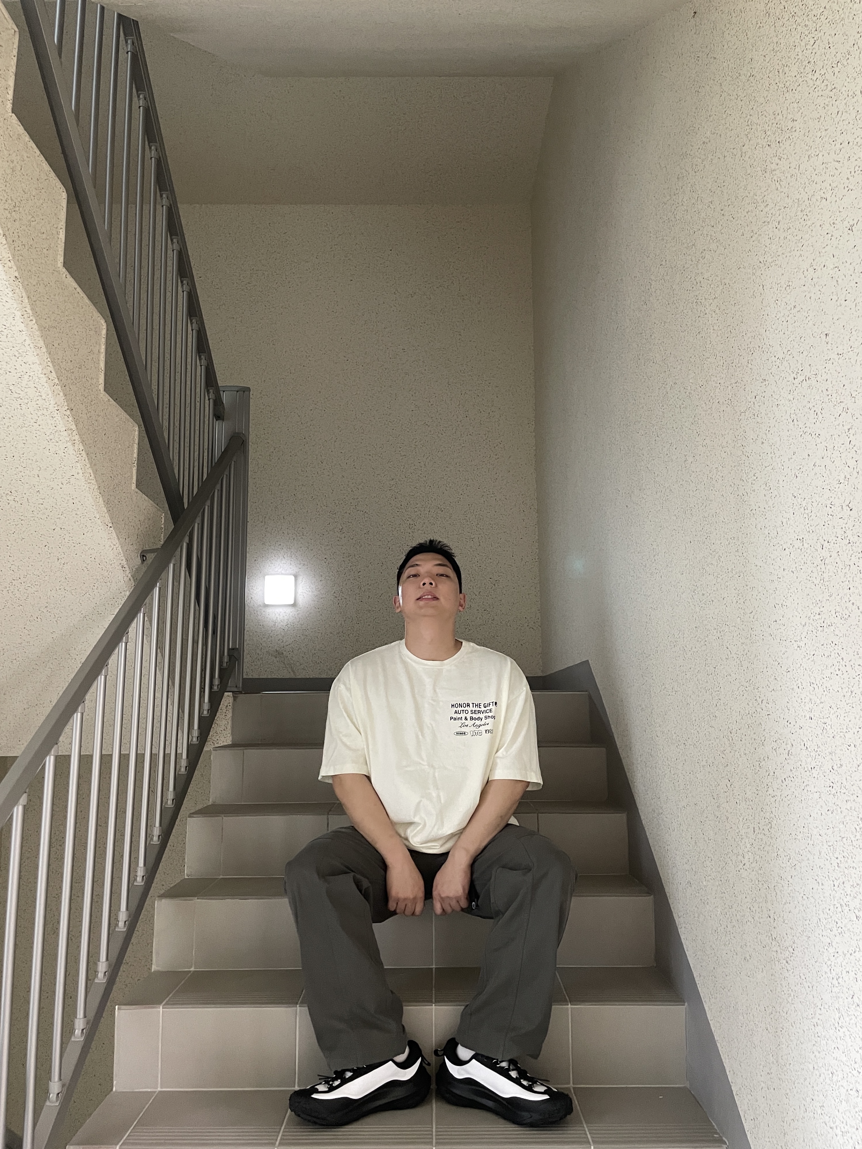 Nike x Comme des Garcons Homme Plus ACG Mountain Fly 2 Low Black White, Honor the Gift Inner City Auto Service SS Tee Bone 착용 스타일 - 3