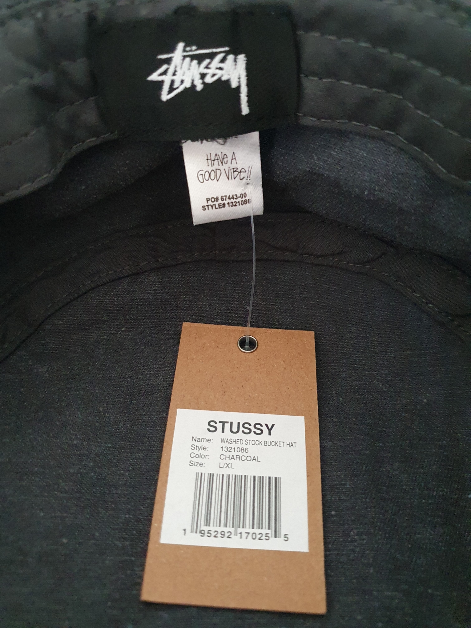 Stussy Washed Stock Bucket Hat Charcoal 착용 스타일 - 5