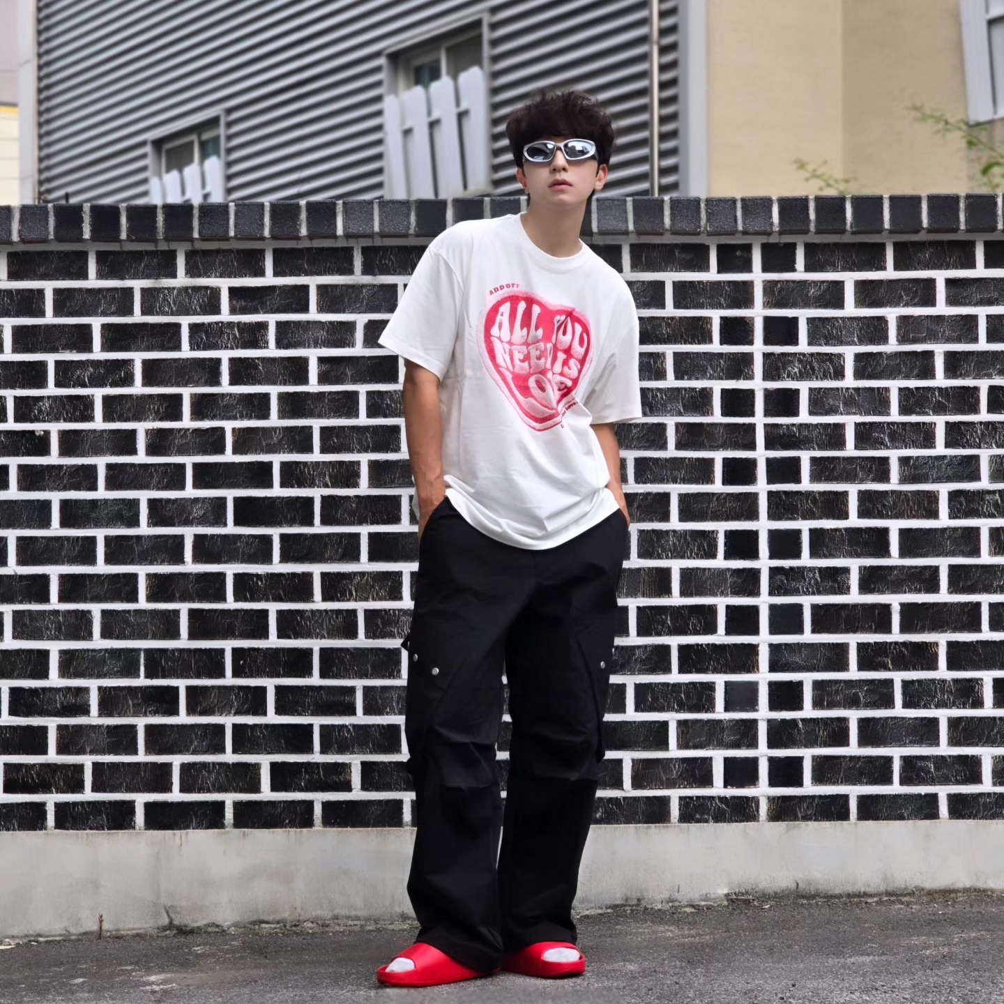 Nike Calm Slide University Red 착용 스타일 - 2